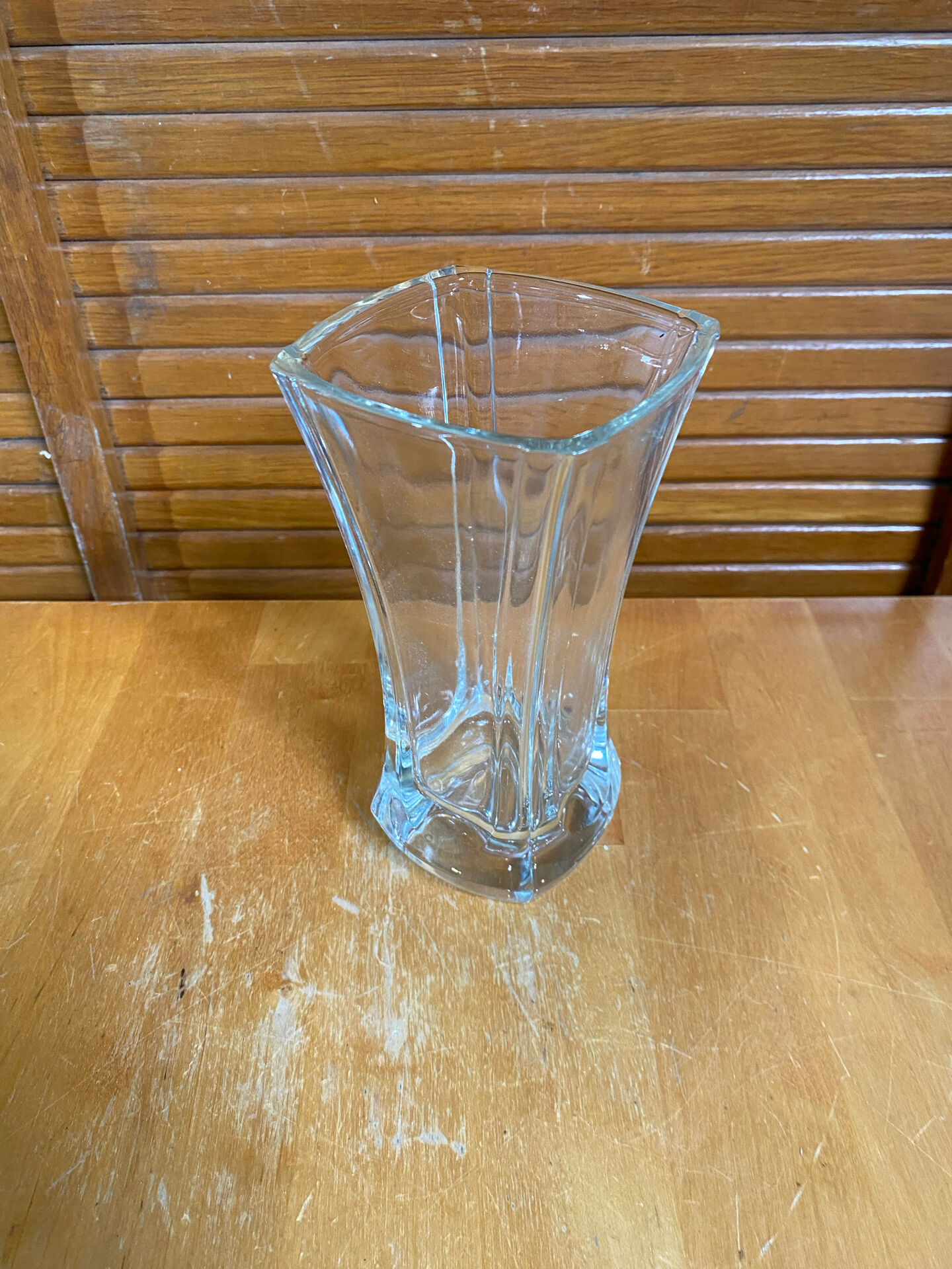 Vintage luminarc academy model glass moulded vase made in france