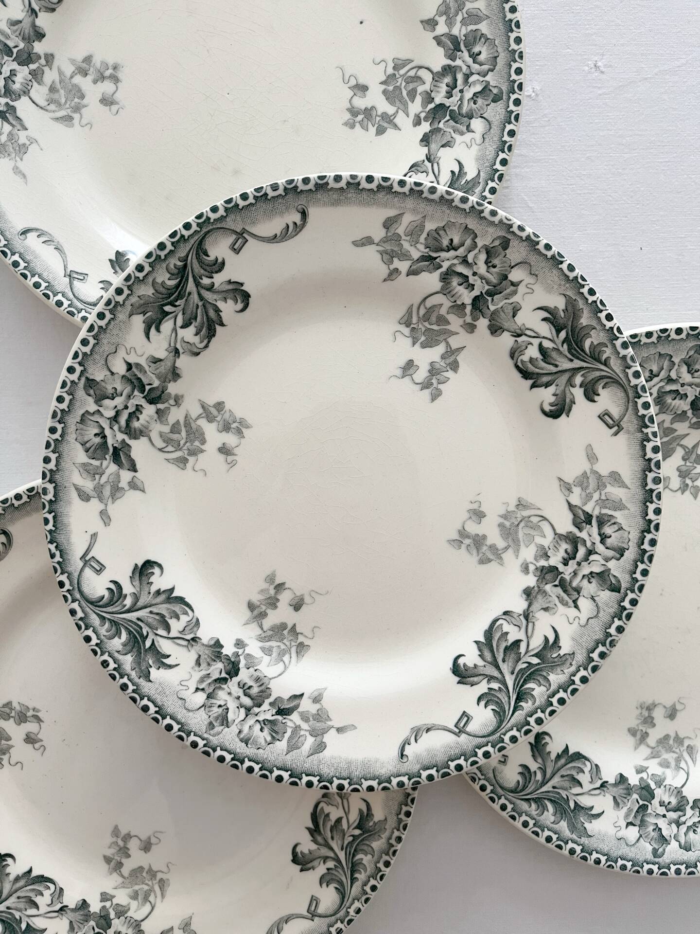 4 dessert plates ironstone "Liserons" Choisy le Roi