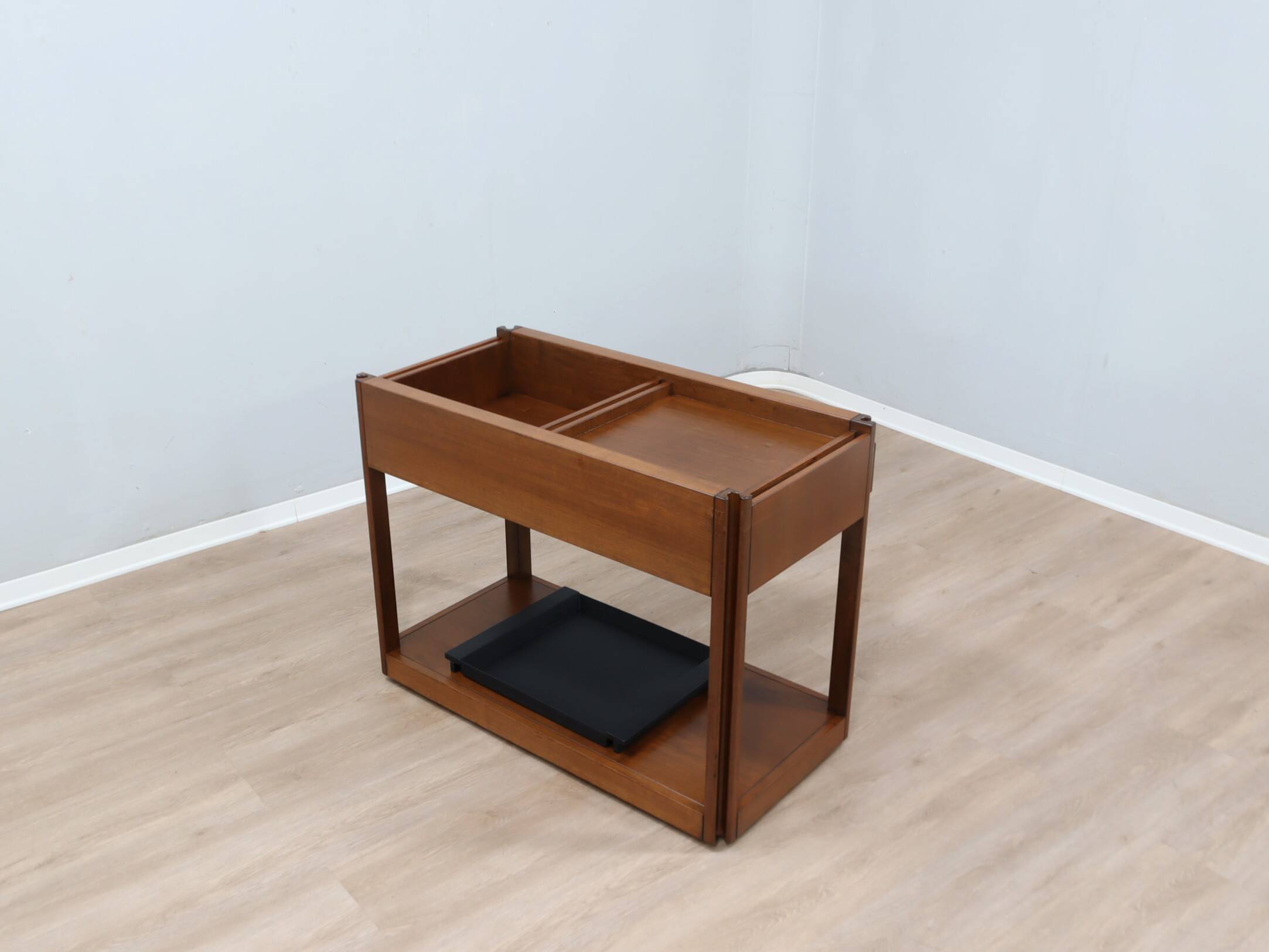 Angelo Mangiarotti for Molteni 4D Series solid wood Bar Cart 1970s