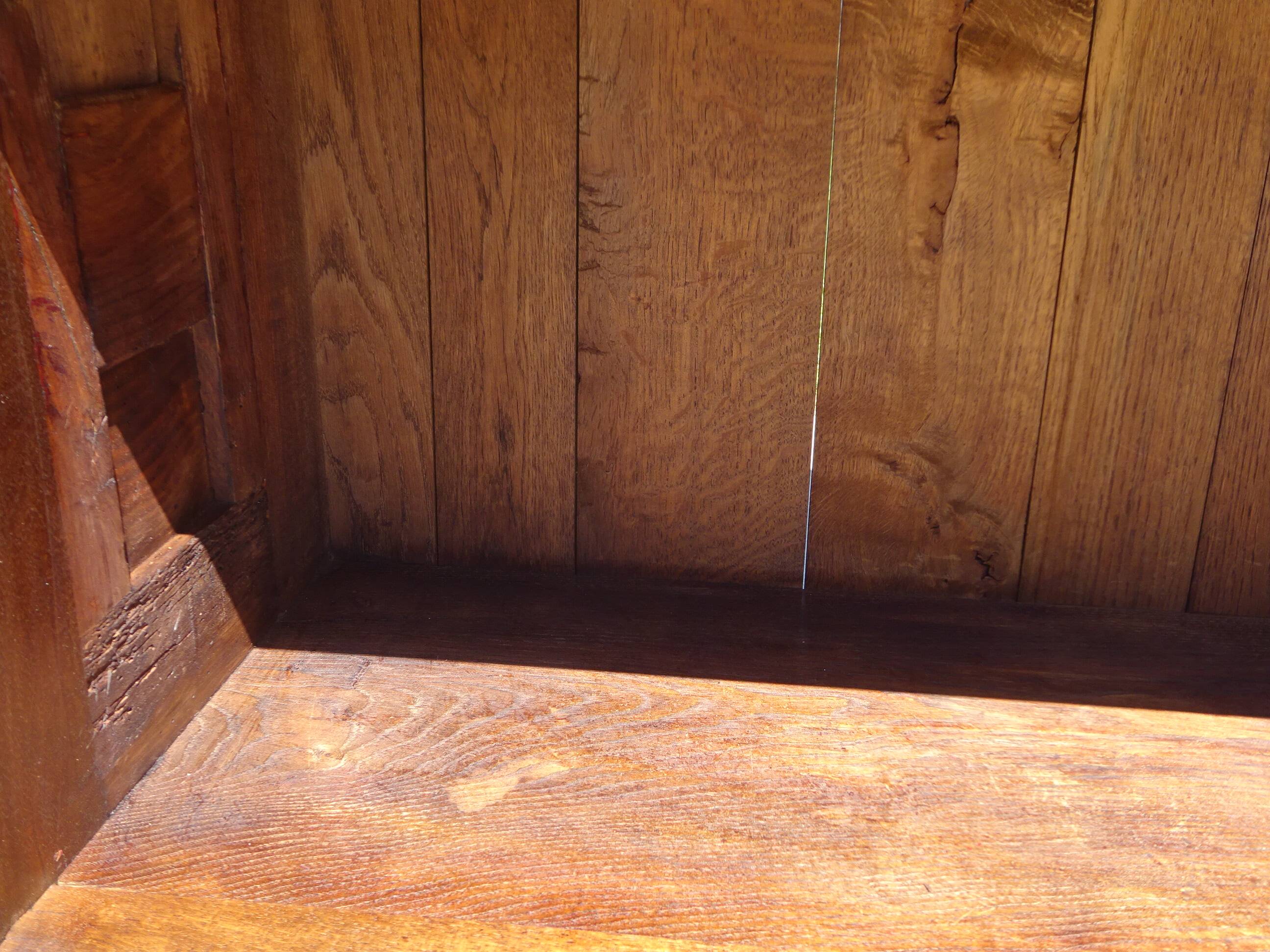 Shallow old Tuscan buffet