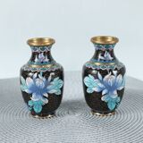 Paire de petits vases en émail cloisonnés Chinois vintage