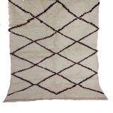 Handcrafted moroccan berber rug 178 x 152 cm