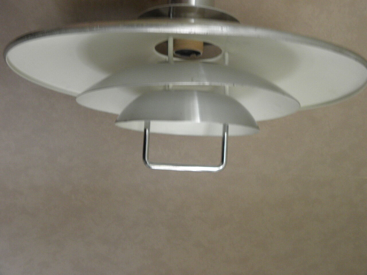Vintage Space Period Suspension 70