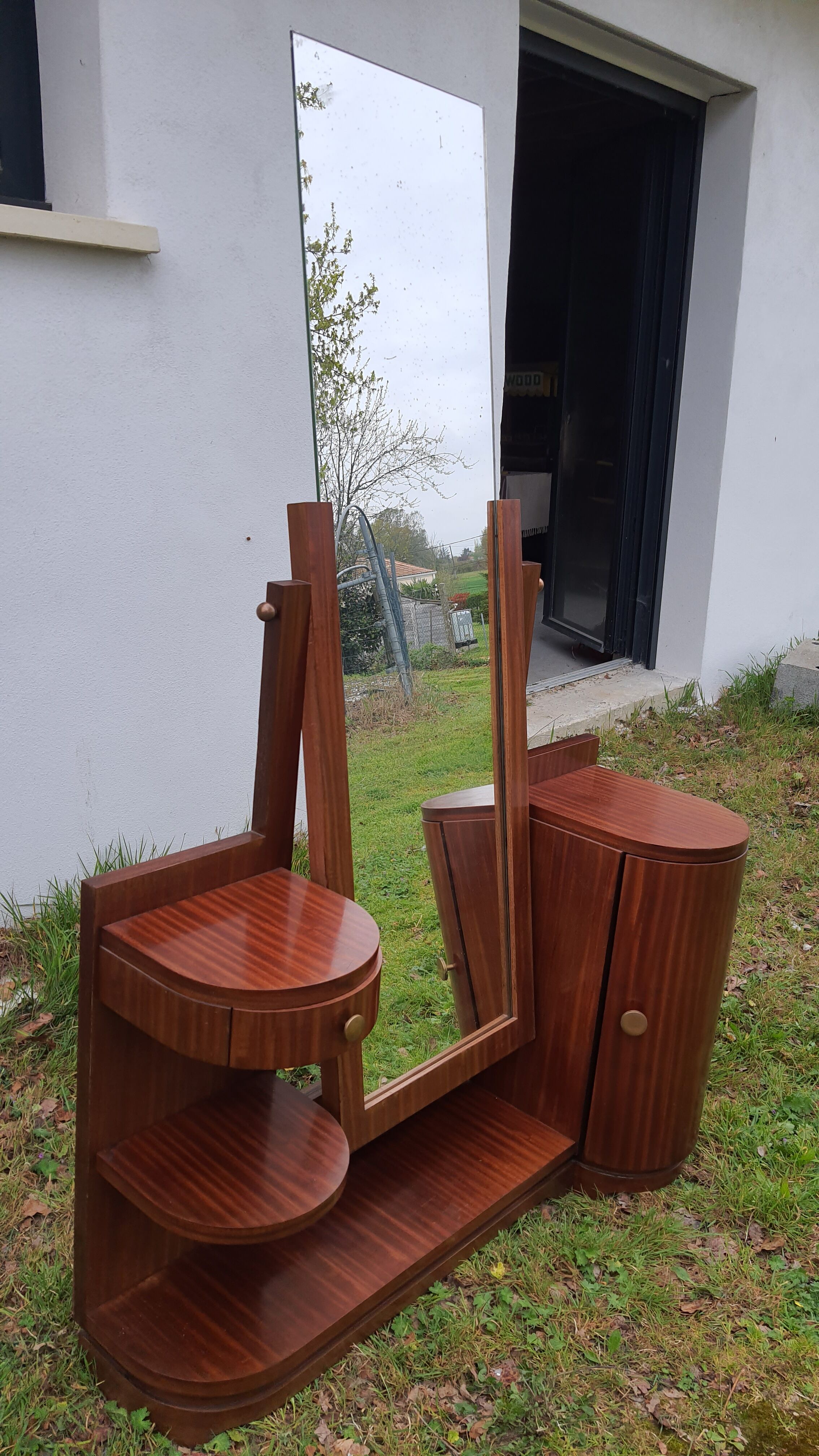 Psyche mirror, entrance cabinet