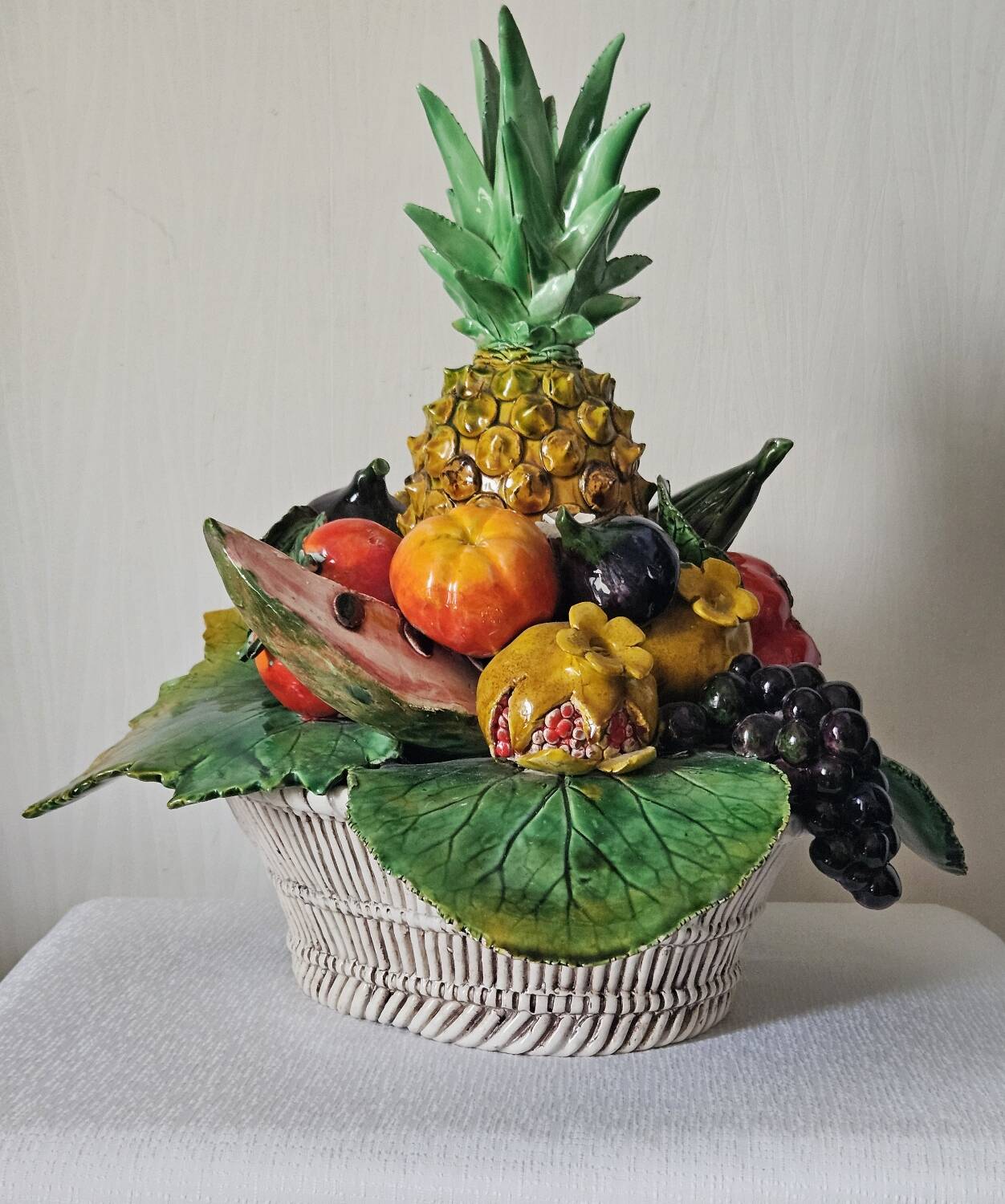 Vintage slipware fruit bowl