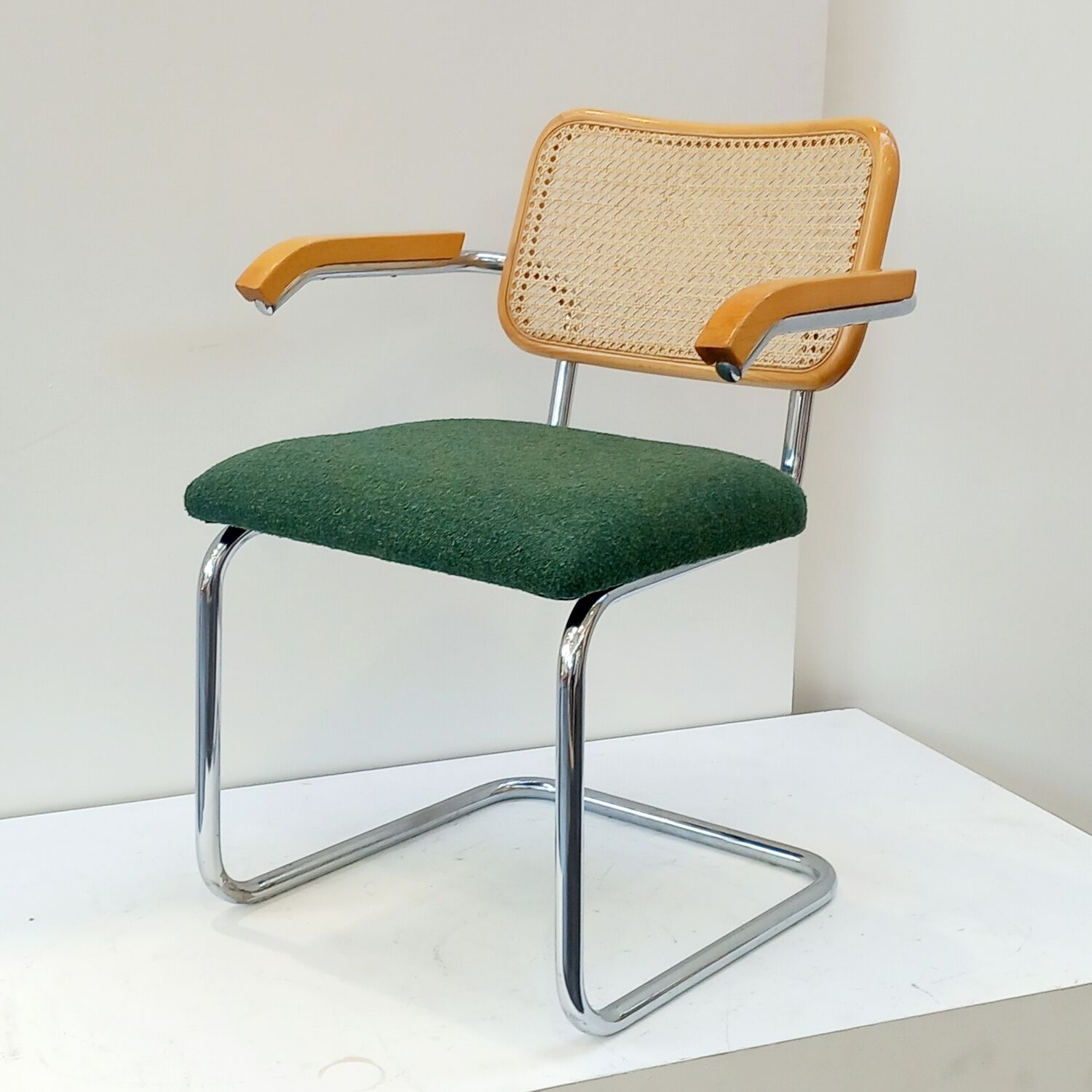 Fauteuil B64 Marcel Breuer