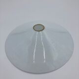 Glass wafer suspension