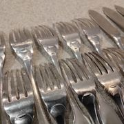 12 fish cutlery sets, 24 pieces, silver-plated metal, Christofle Cluny silversmith