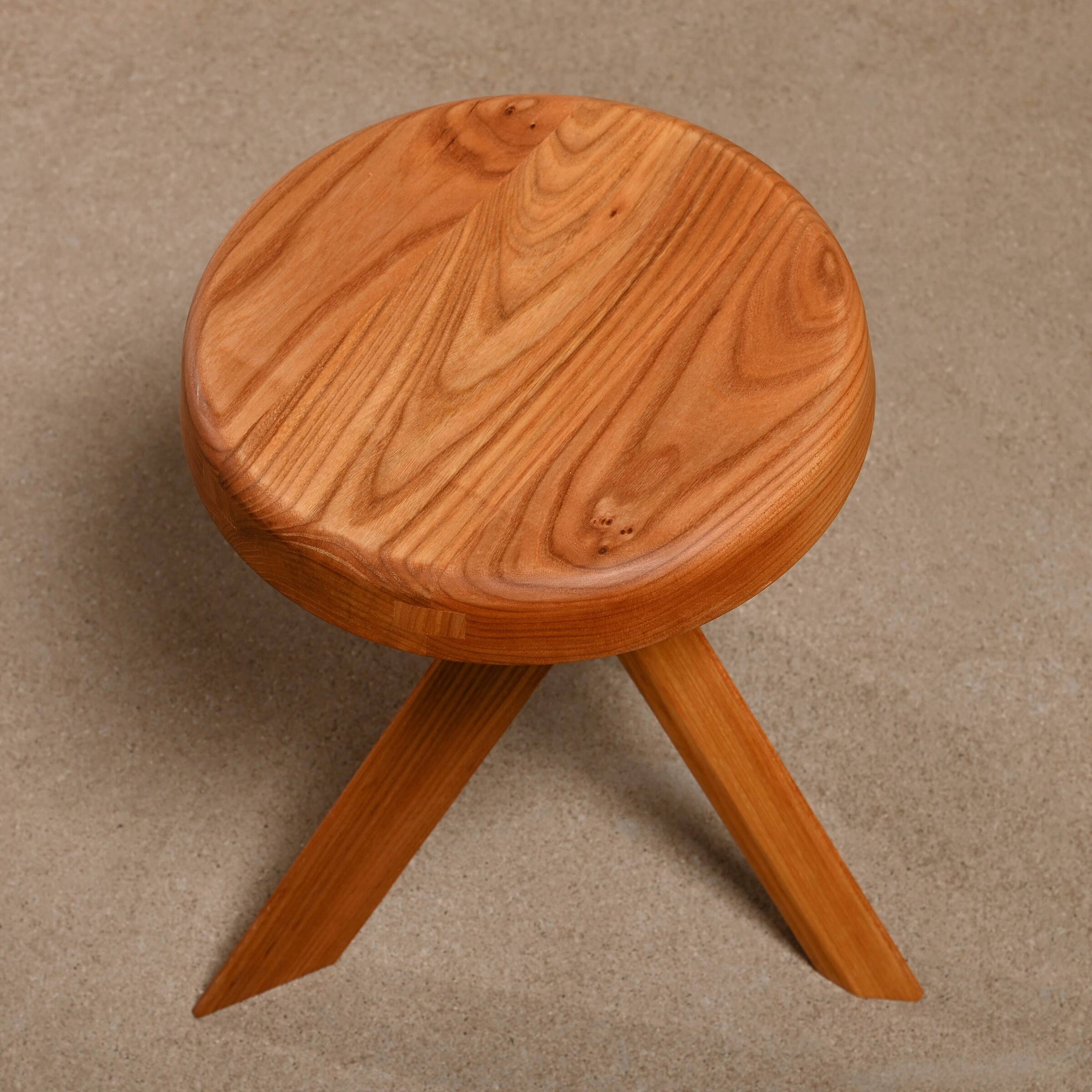 Pierre Chapo Stool S31 'Model A' in solid Elmwood, France