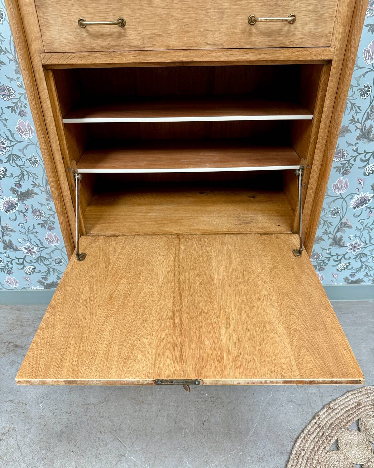 Vintage oak secretary from the 60s (renovated)