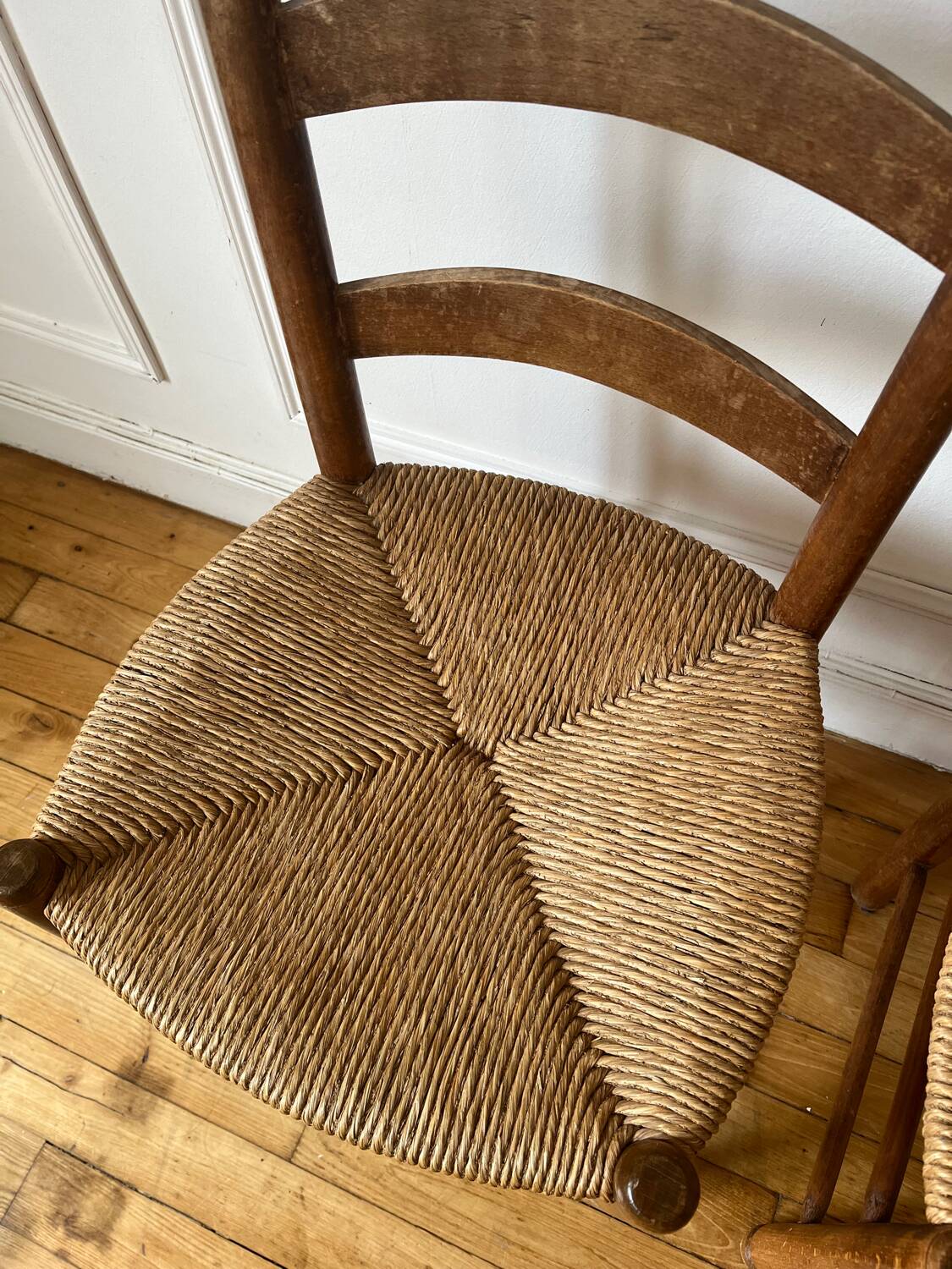 Paire de chaises paillées
