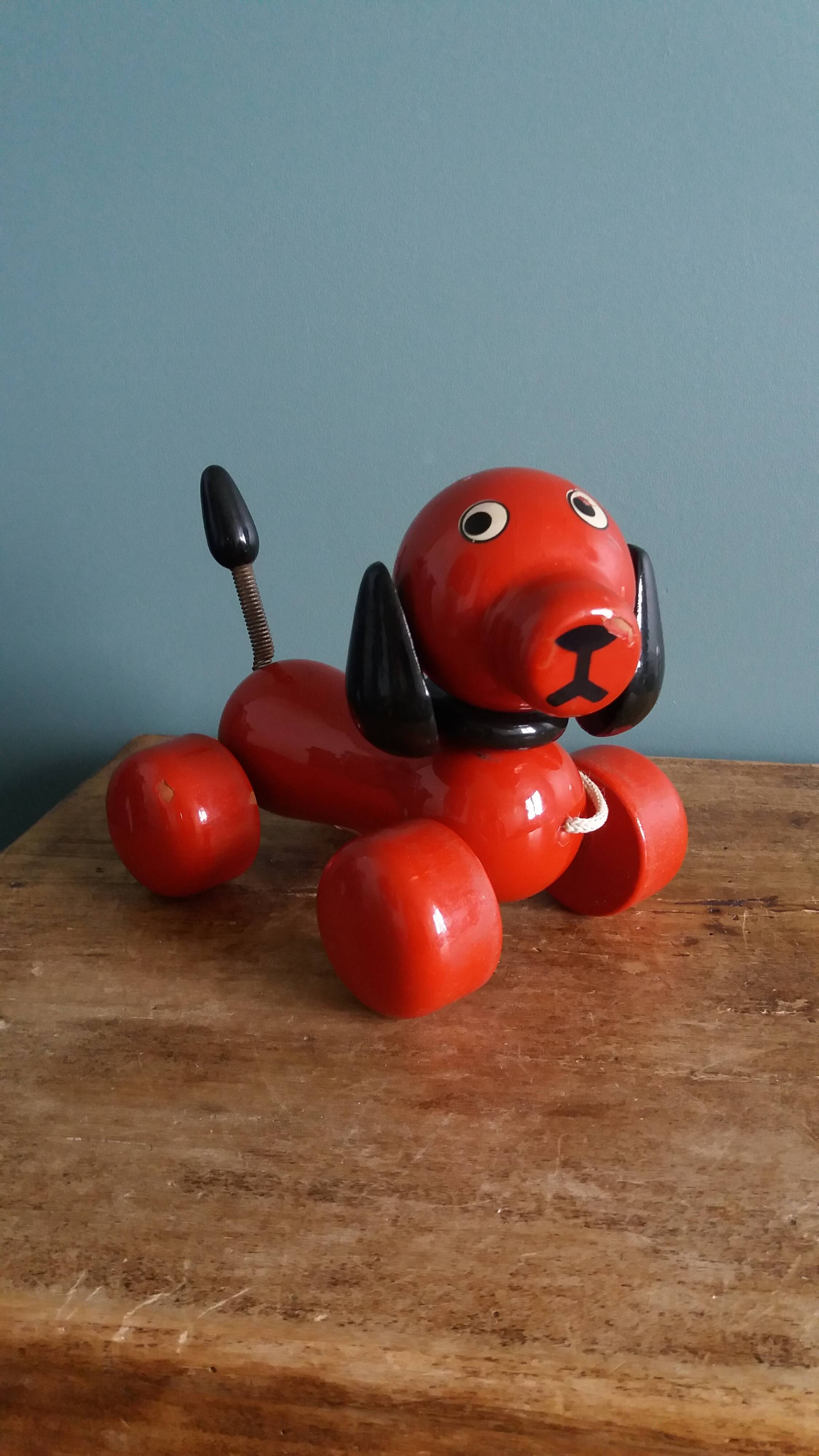 Old pull-along dog toy, Kouvalias, Greece