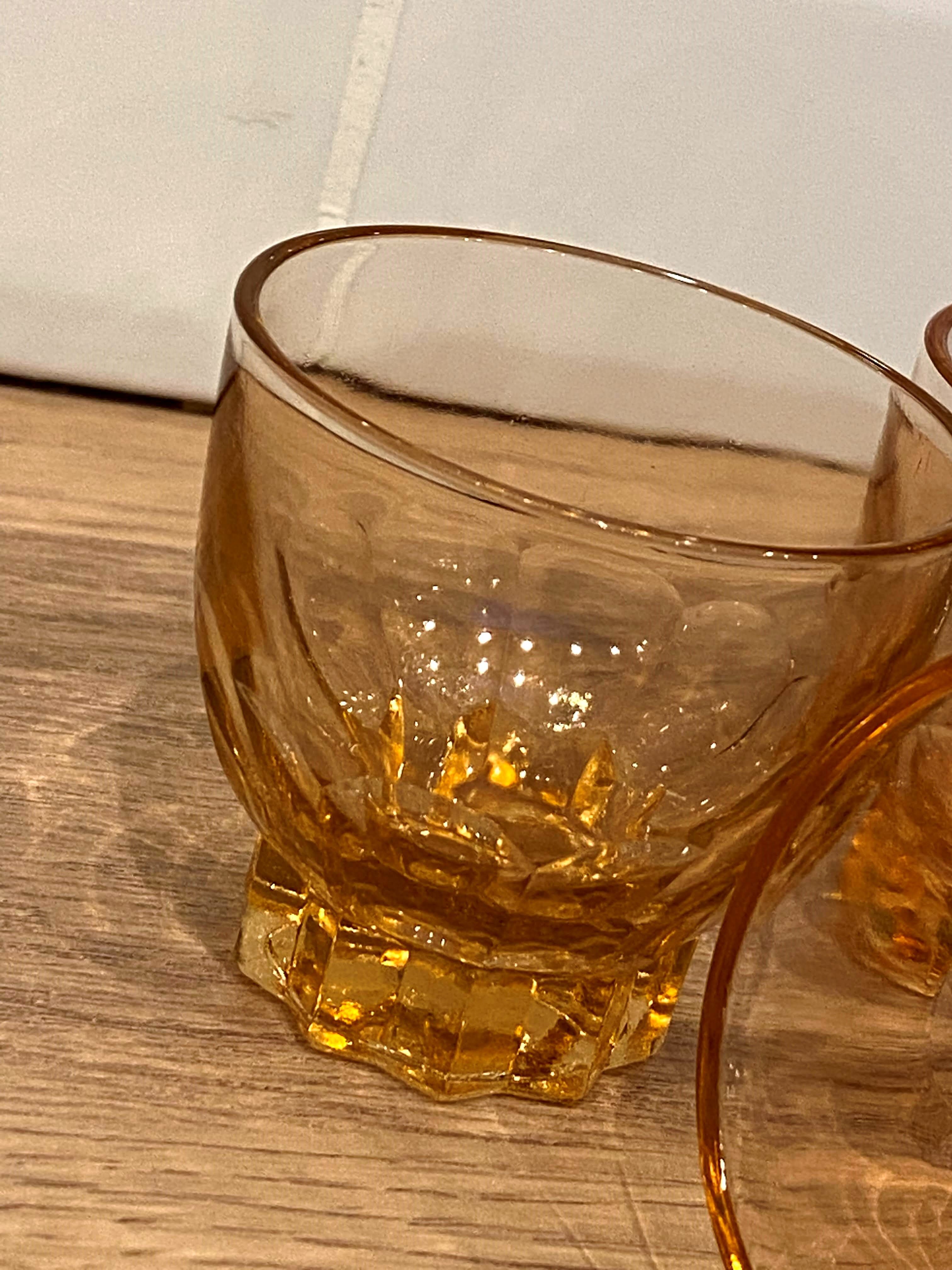 Set of 4 vintage glasses