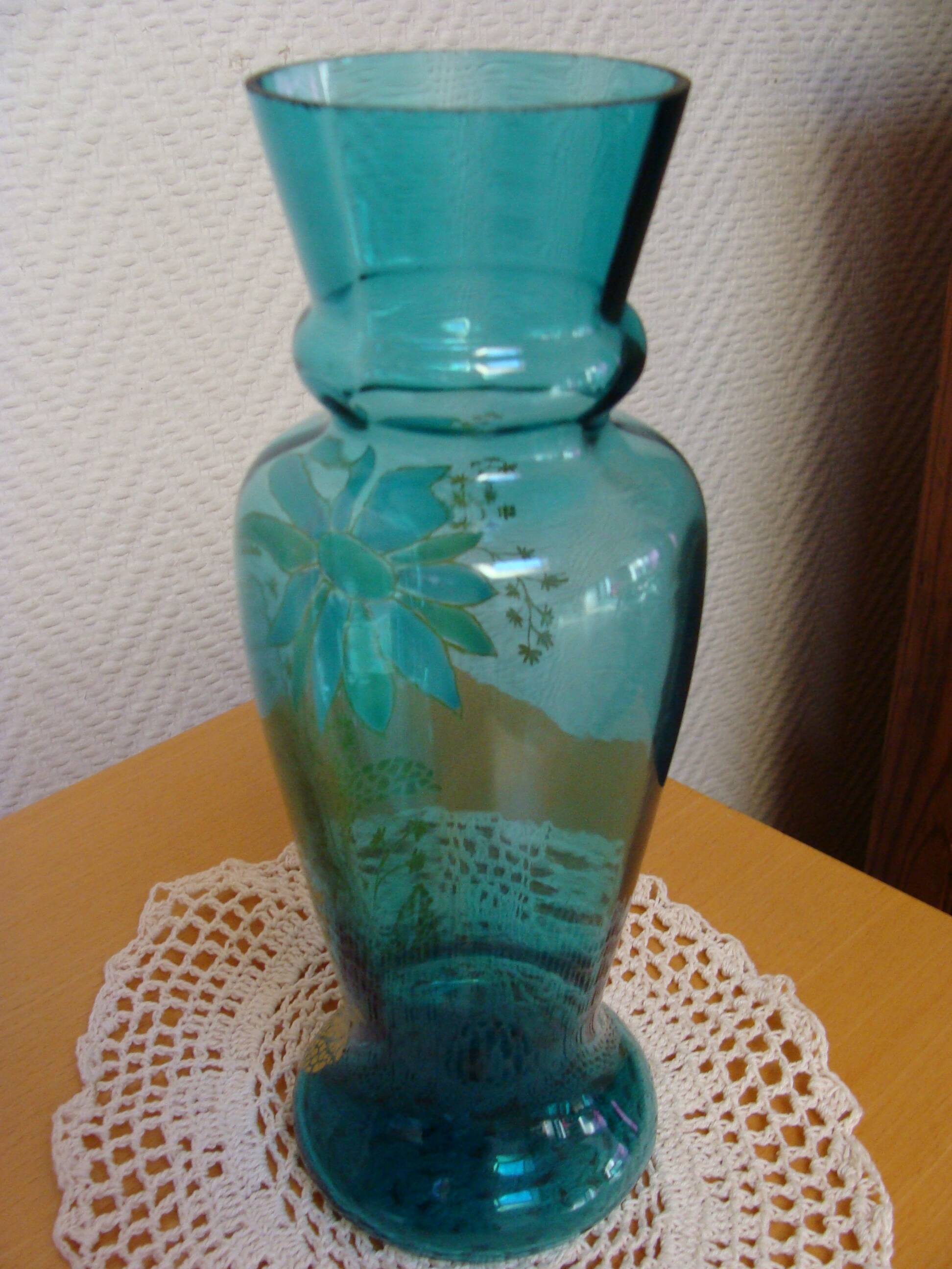 Legras vase with dahlia