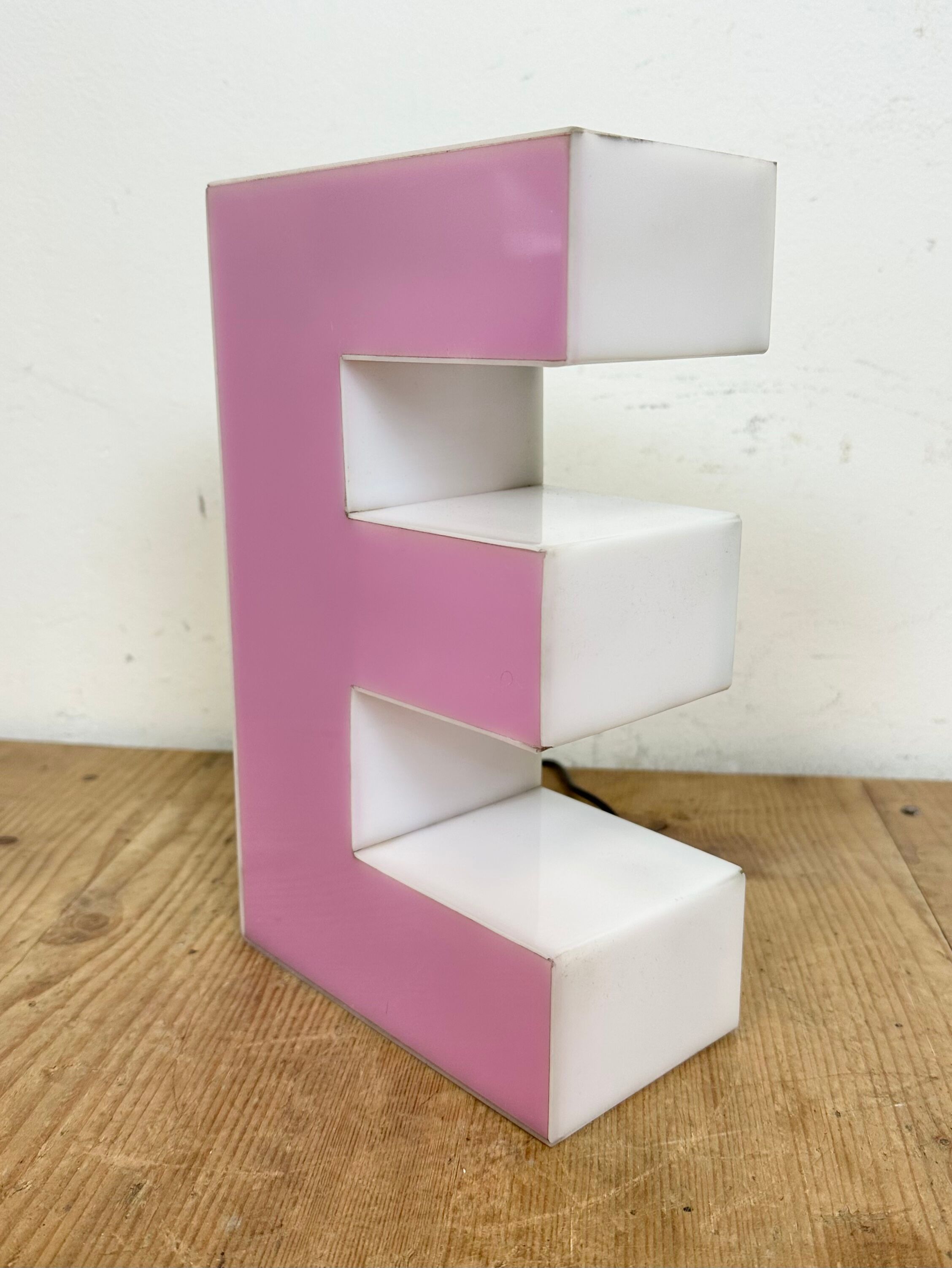 Vintage pink illuminated letter e , 1970s