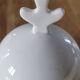 Beurrier en porcelaine blanche avec sa cloche assortie
