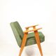 Fauteuil vintage moderne chêne clair vert royal 1962 design par Chierowski