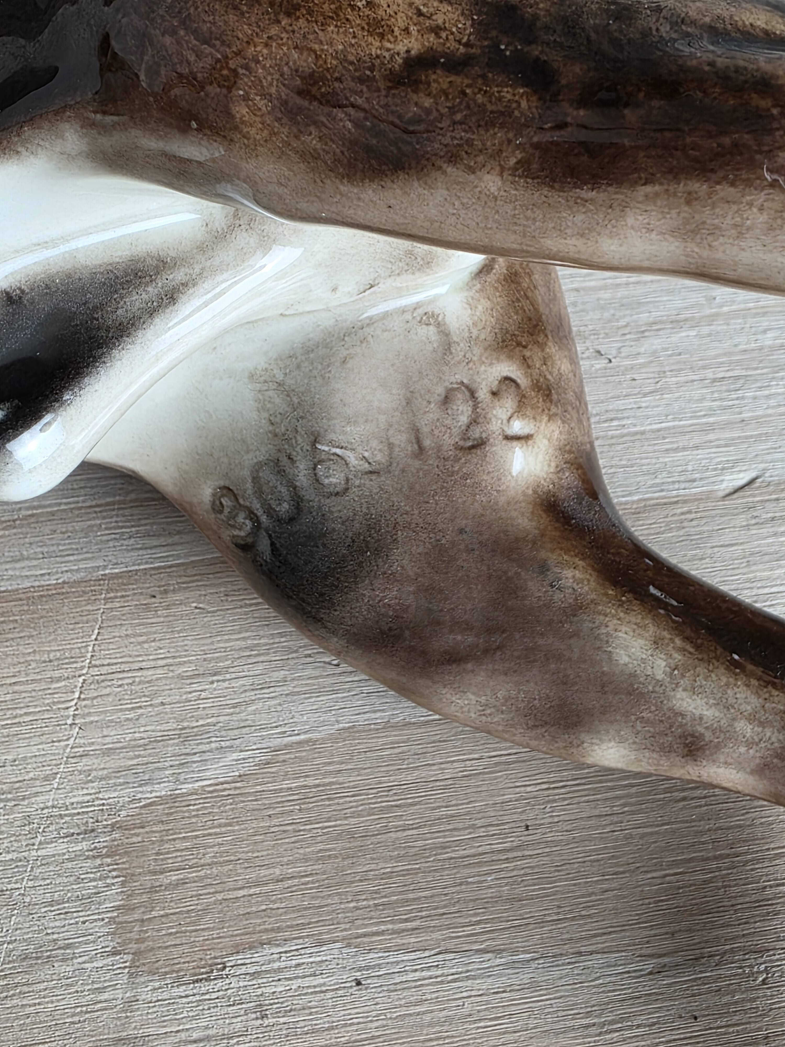 Chien Boxer en porcelaine, Goebel, Allemagne, 1973