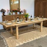 Farm table with extensions