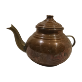 Copper and old brass theiere