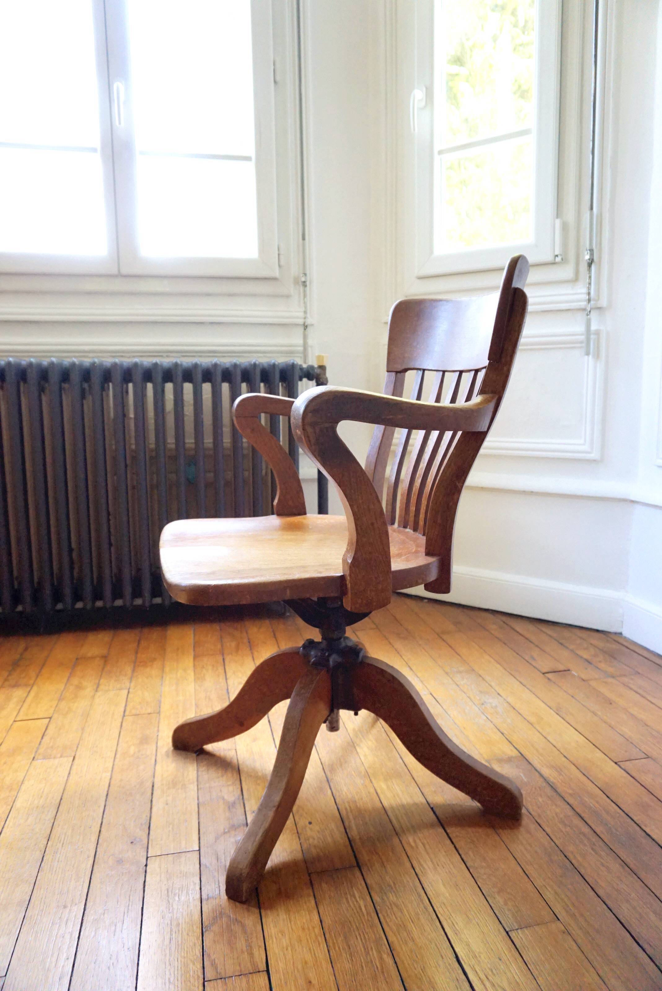 American rotating armchair office 30s