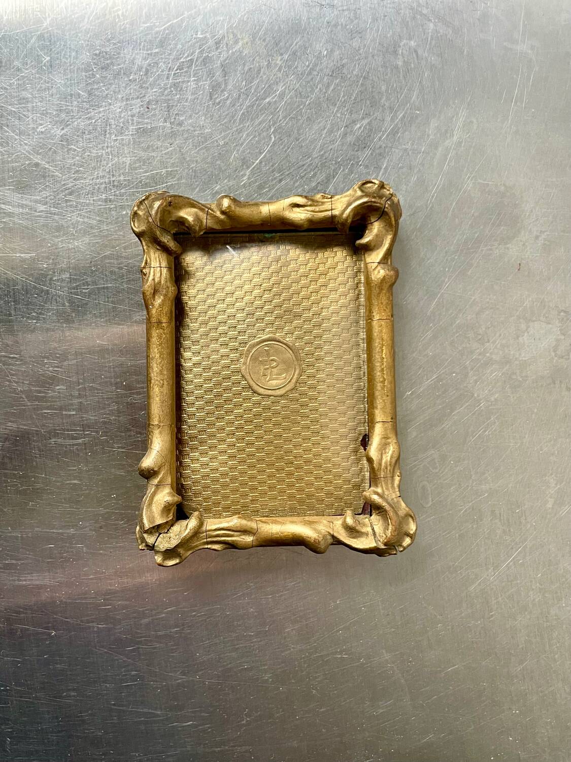 Antique art nouveau gilded wooden frame  11.5 cm x 8.5 cm convex glass
