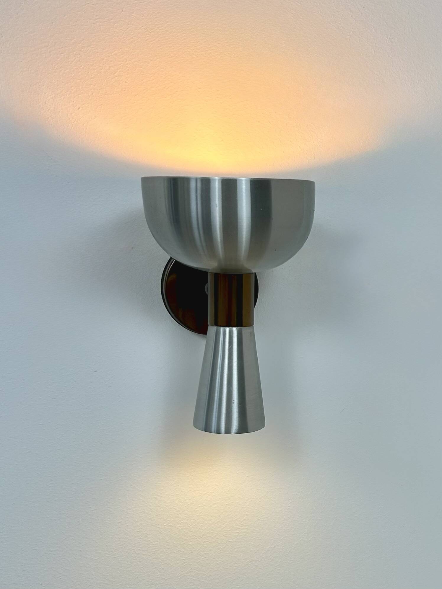 Vintage brushed metal and copper wall light, Netherlands, 1960.