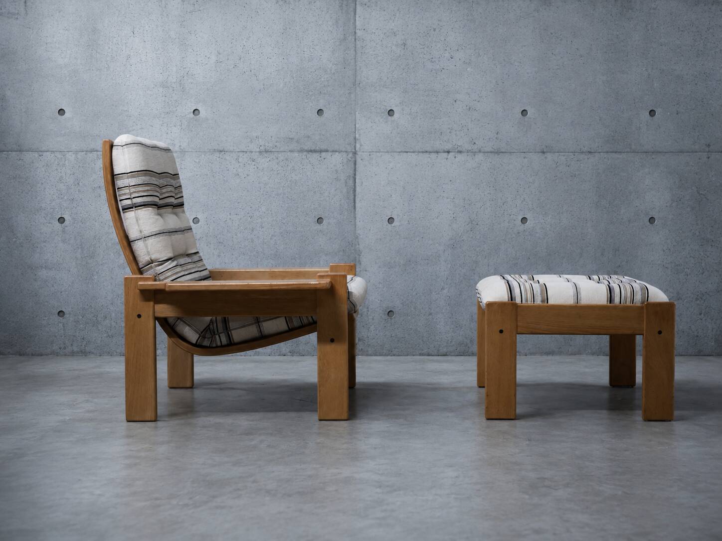 Charming Scandinavian armchair in solid wood, by Y. Ekstrom - Vintage 1970