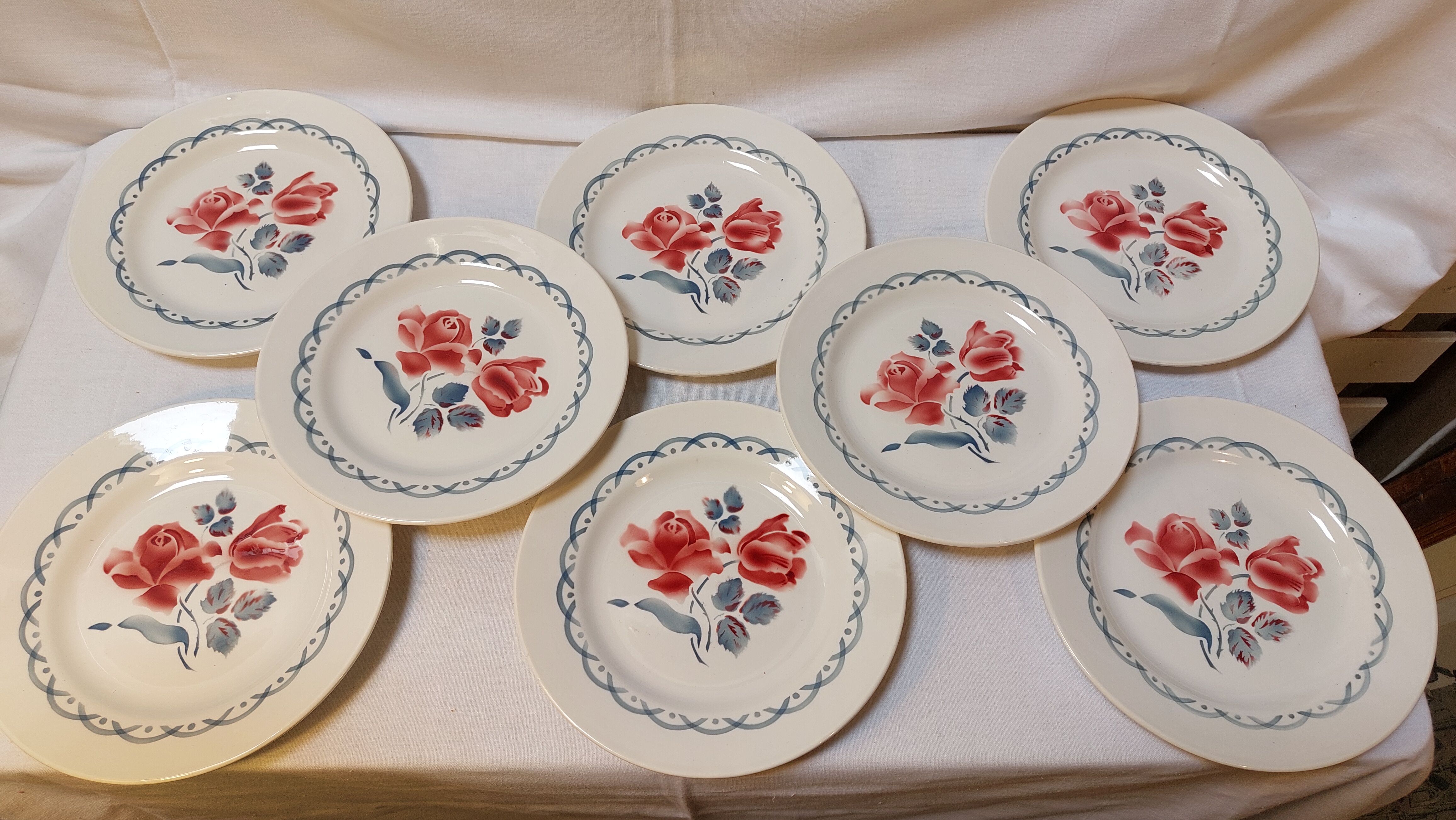 Set of 8 old flat plates from digoin sarreguemines earthenware factories - cannes model