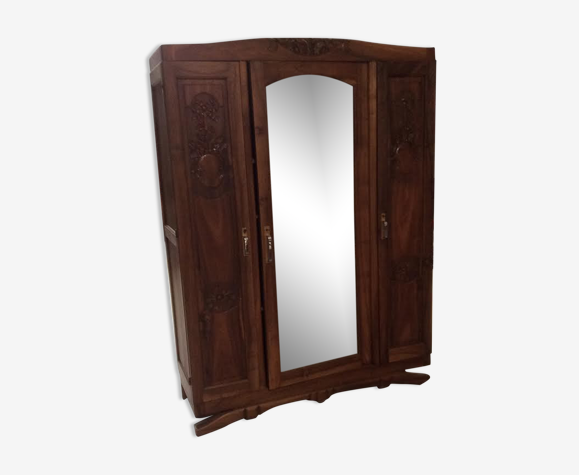 Armoire Art déco en noyer massif