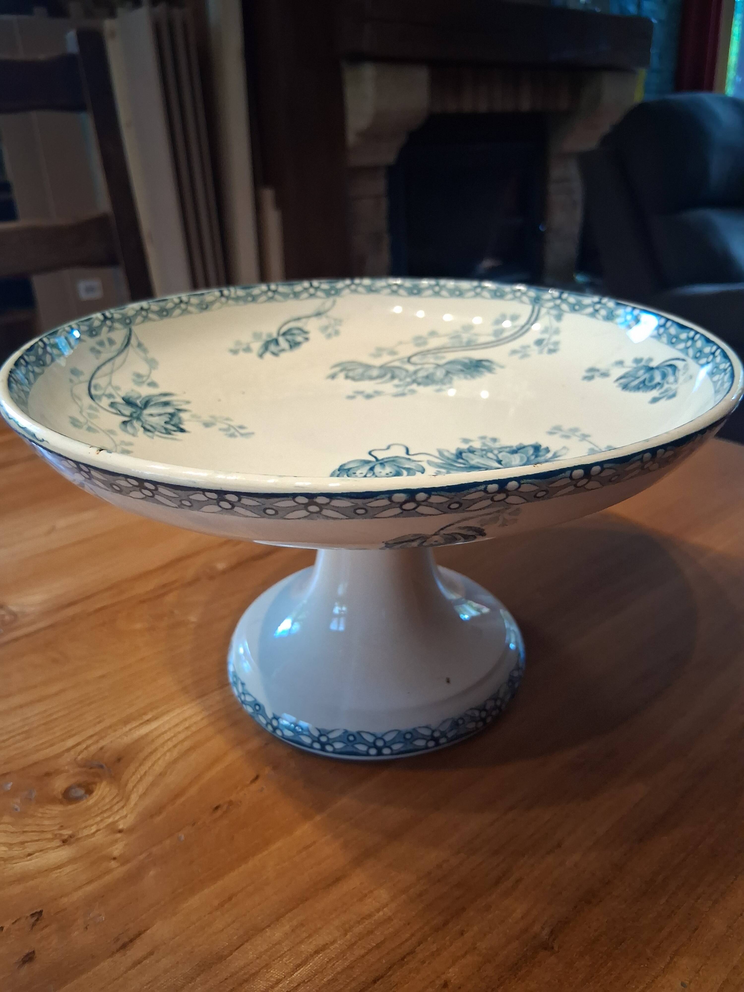 Floral patterned earthenware compote from Royat by Sarreguemines.
