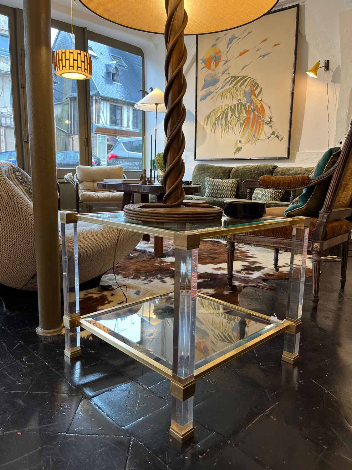 Bout de canape  plexiglas et verre 1960