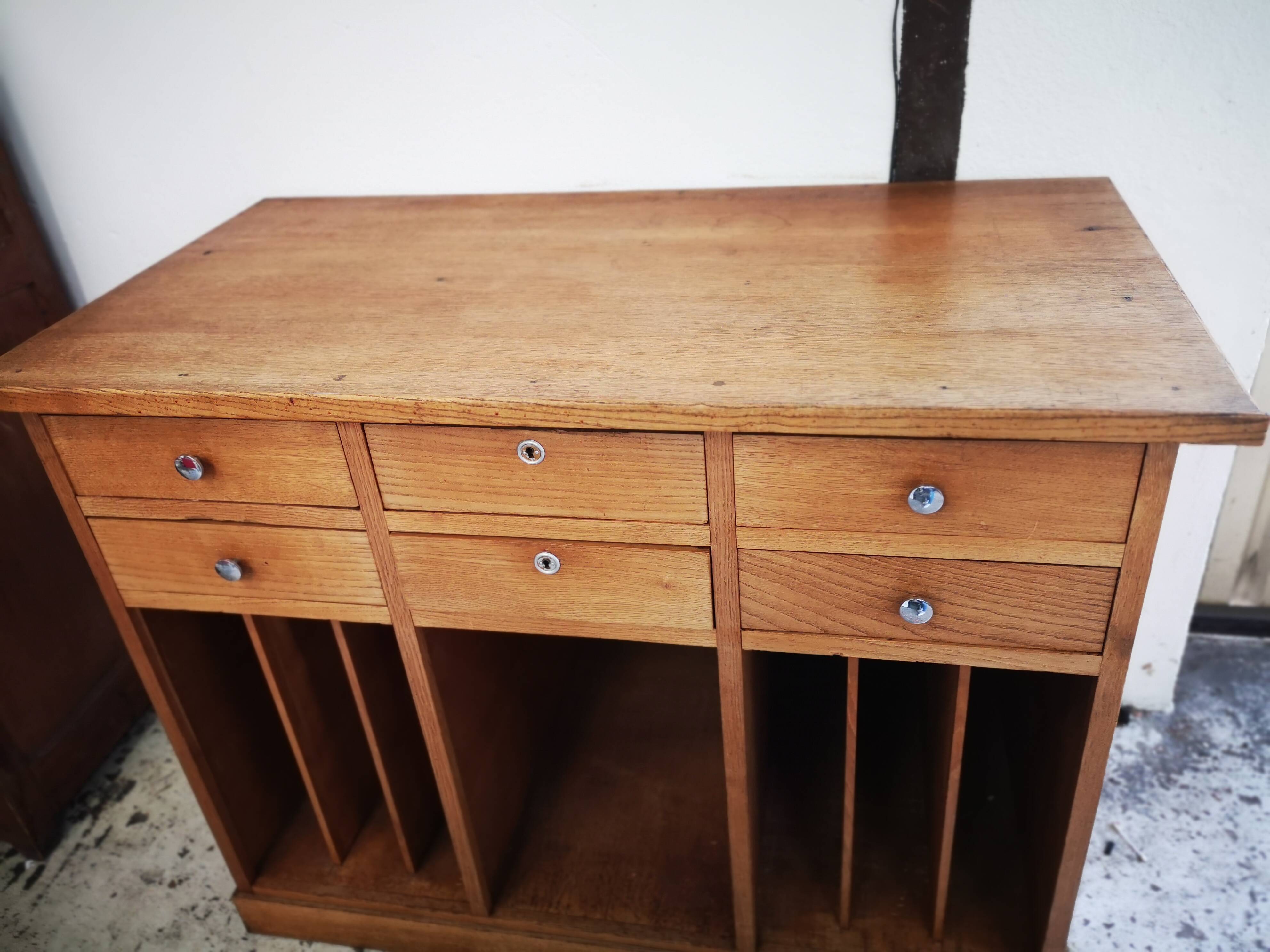 School business furniture counter