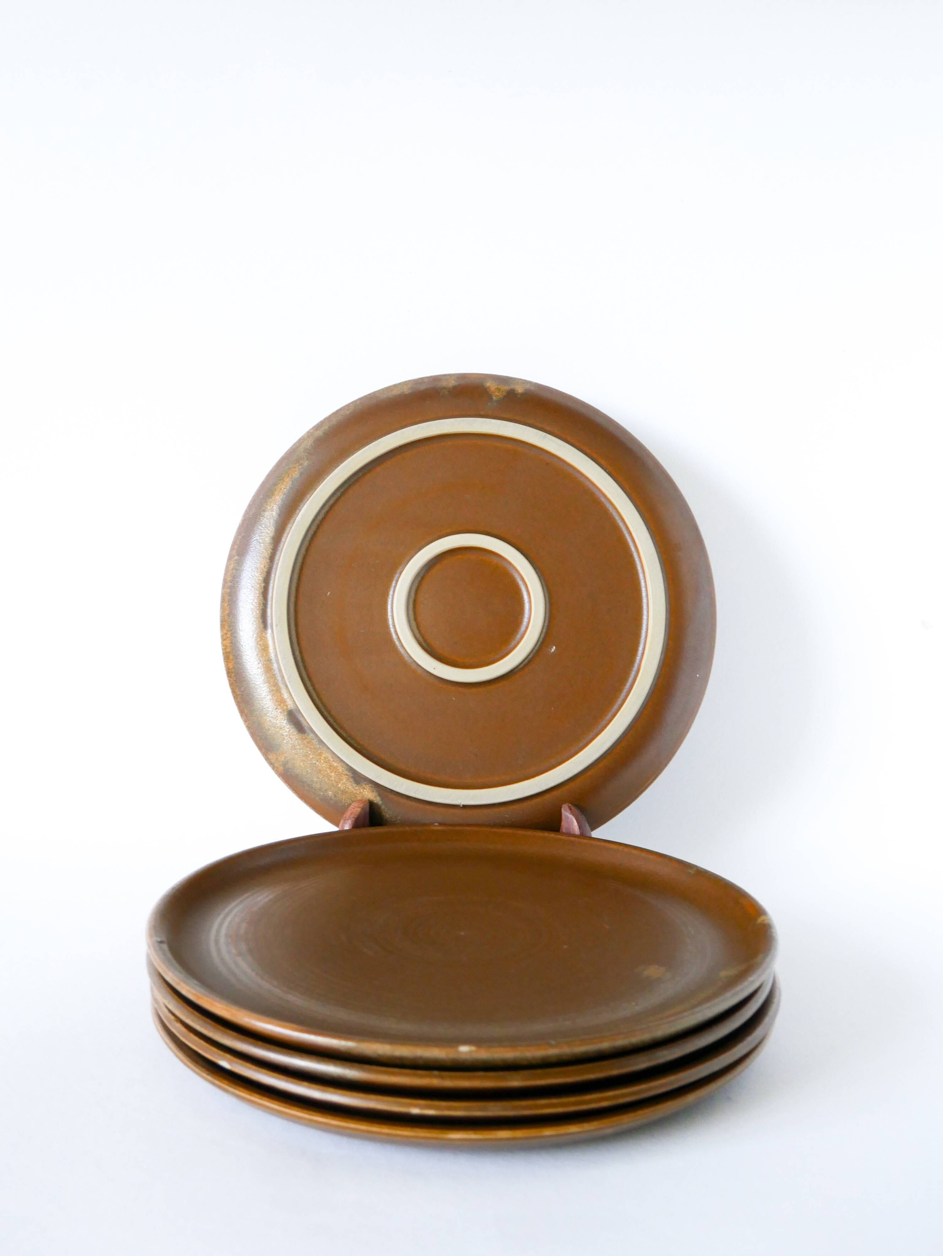 Set of 5 large flat plates in stoneware, 1970.