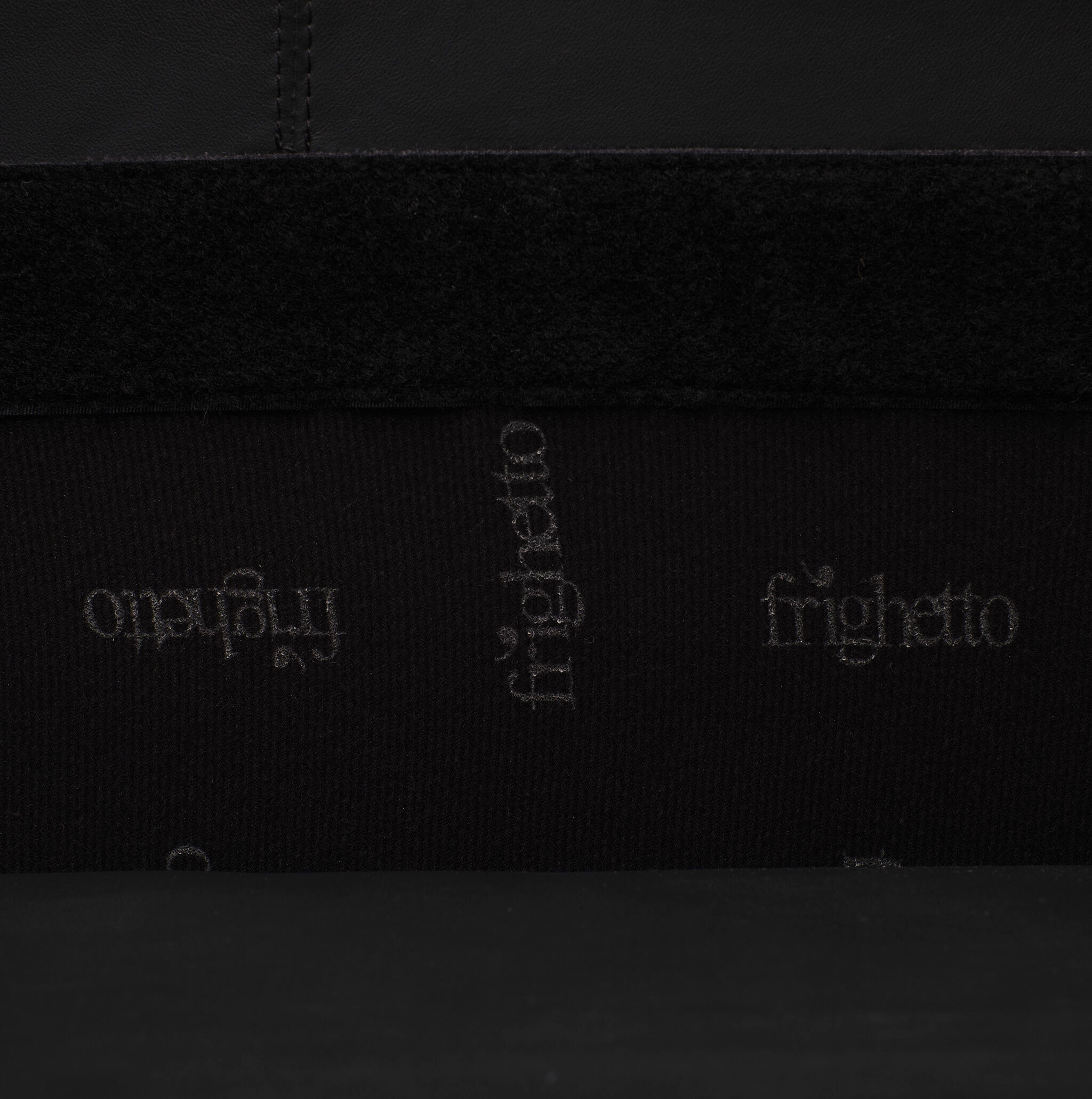 Pier Luigi Frighetto by Black Tie, Sofa Italy