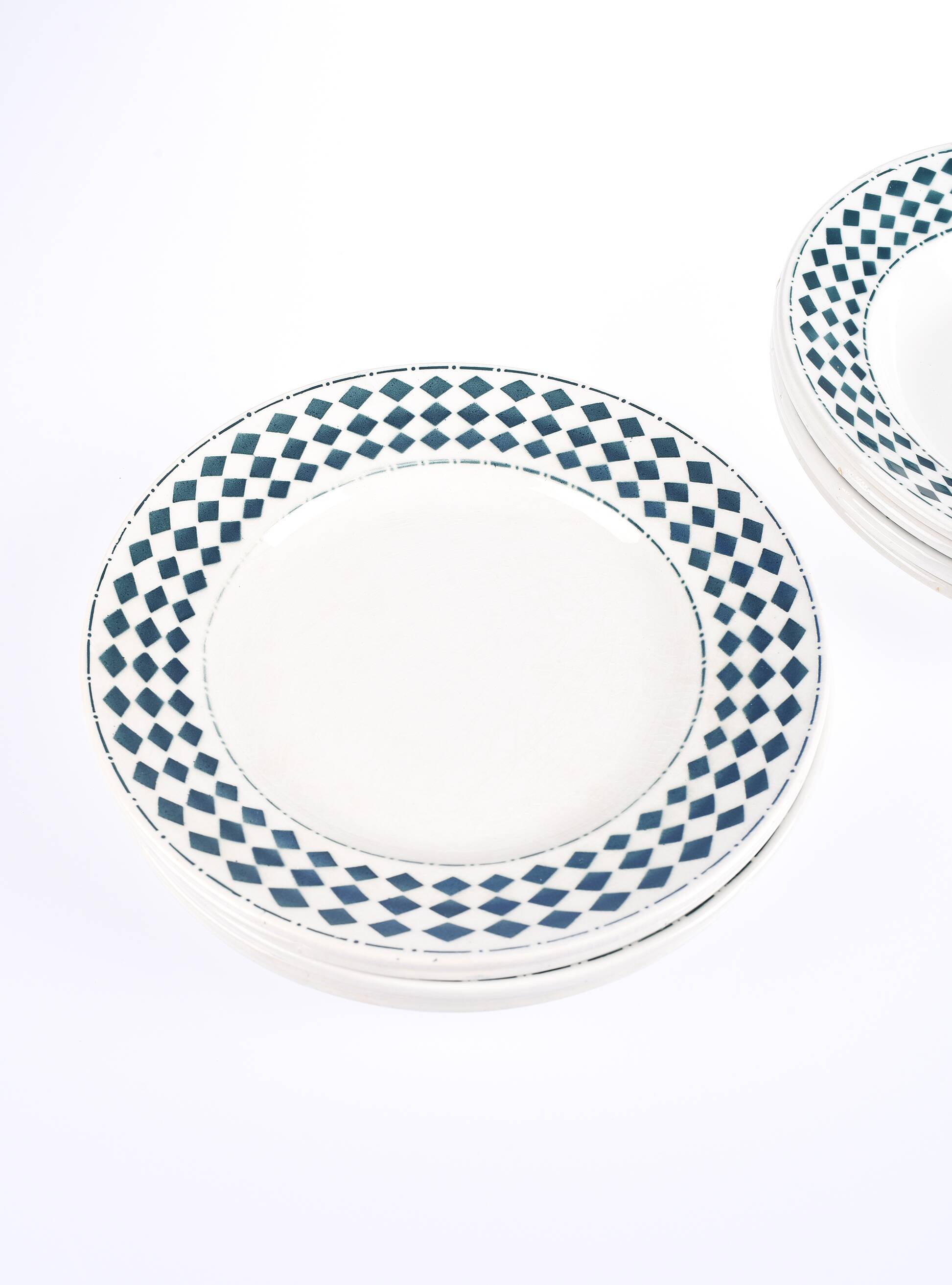 Set of 10 Moulin des Loups and Hamage Orchies diamond plates