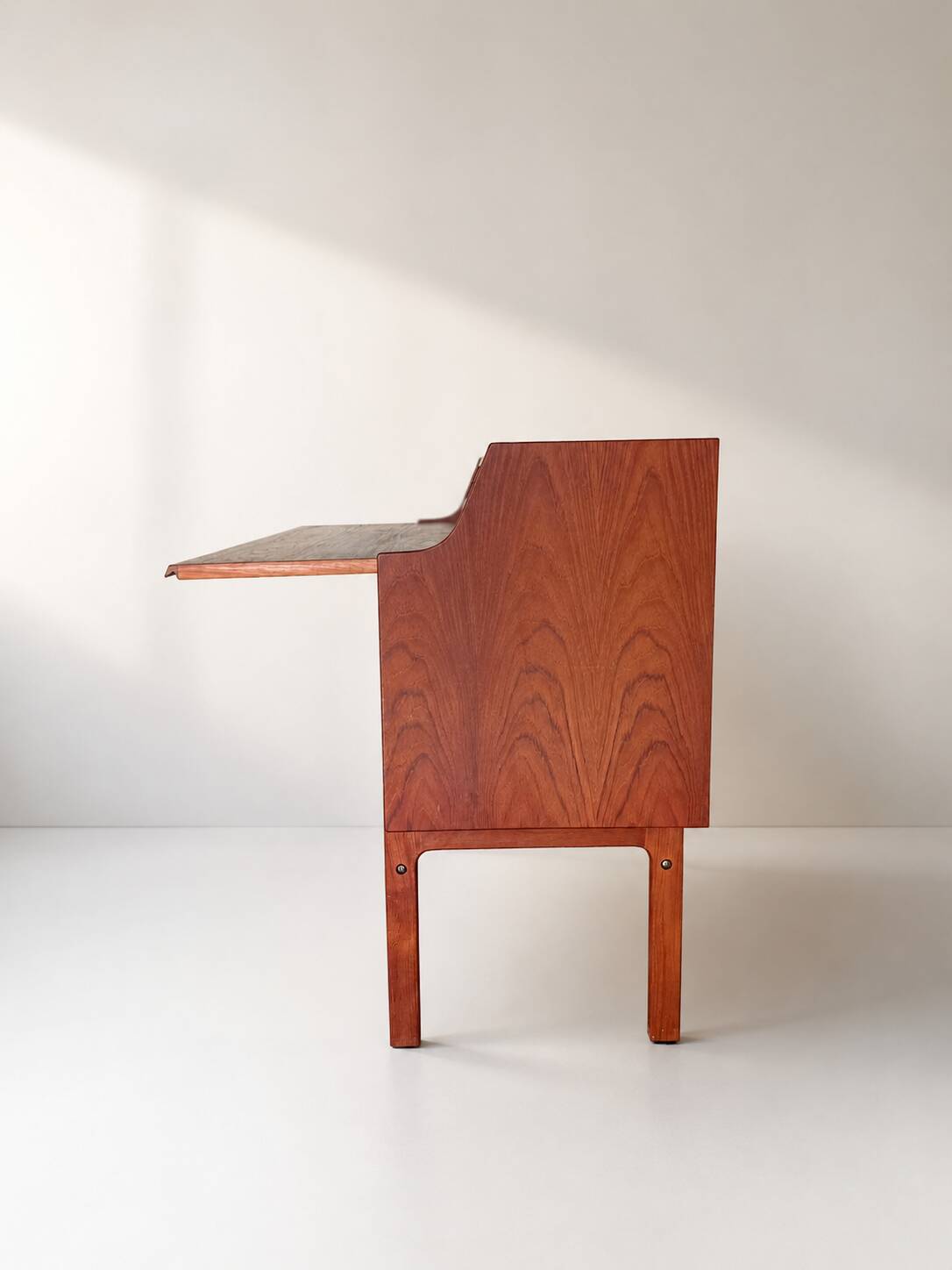 Secretary desk by Arne Wahl Iversen for Vinde Møbelfabrik