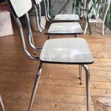 Table formica - 4 matching chairs