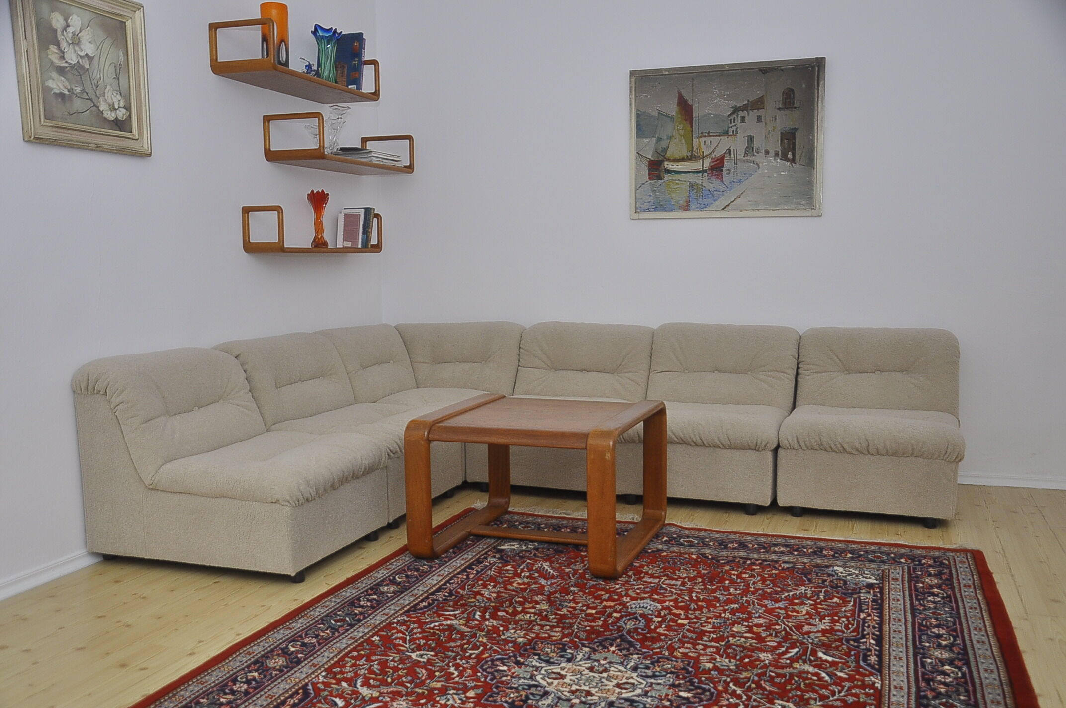 Modular sofa in beige boucle fabric, 1970s