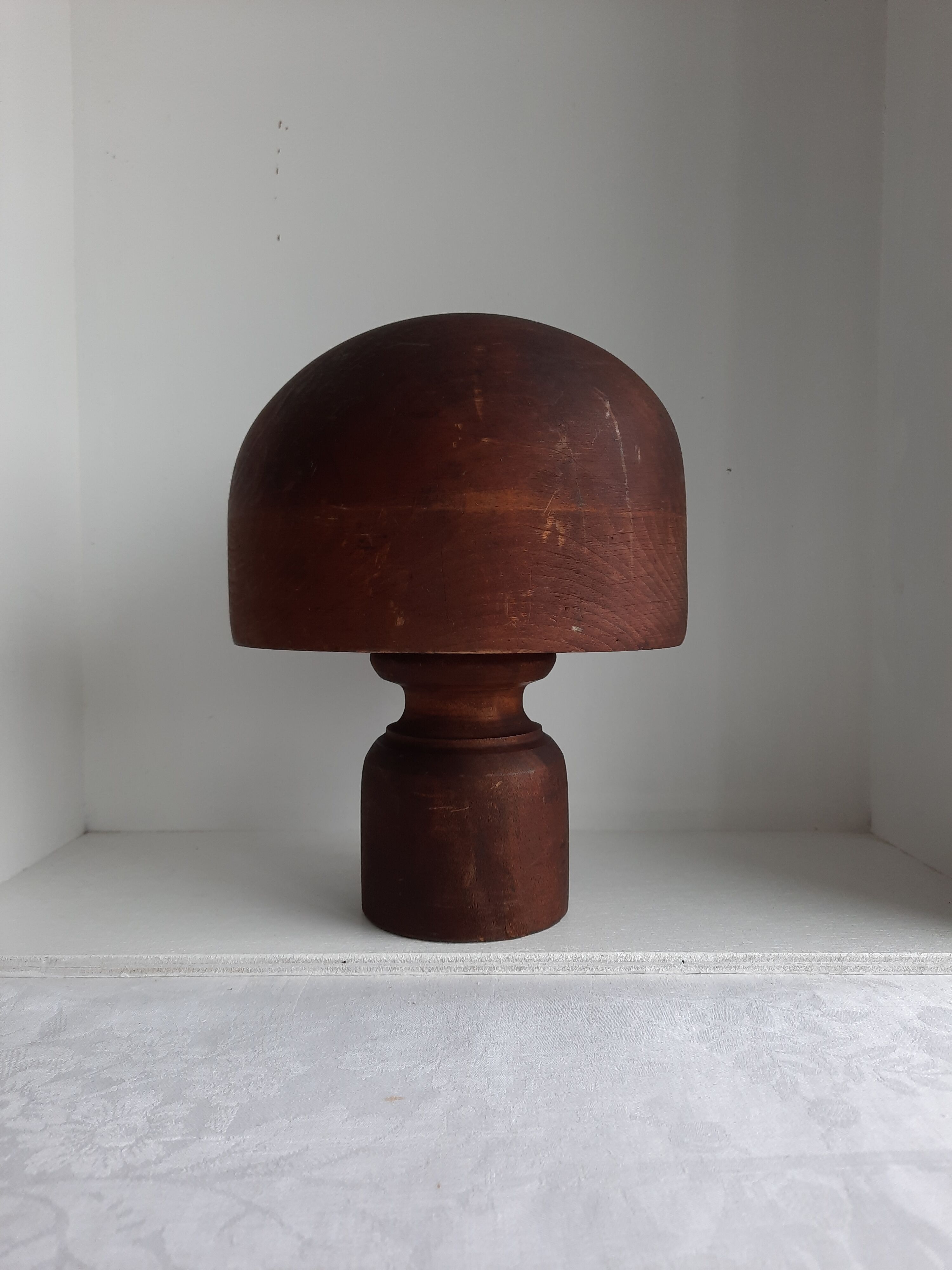 Old wooden hat shape with removable foot-Early 20th