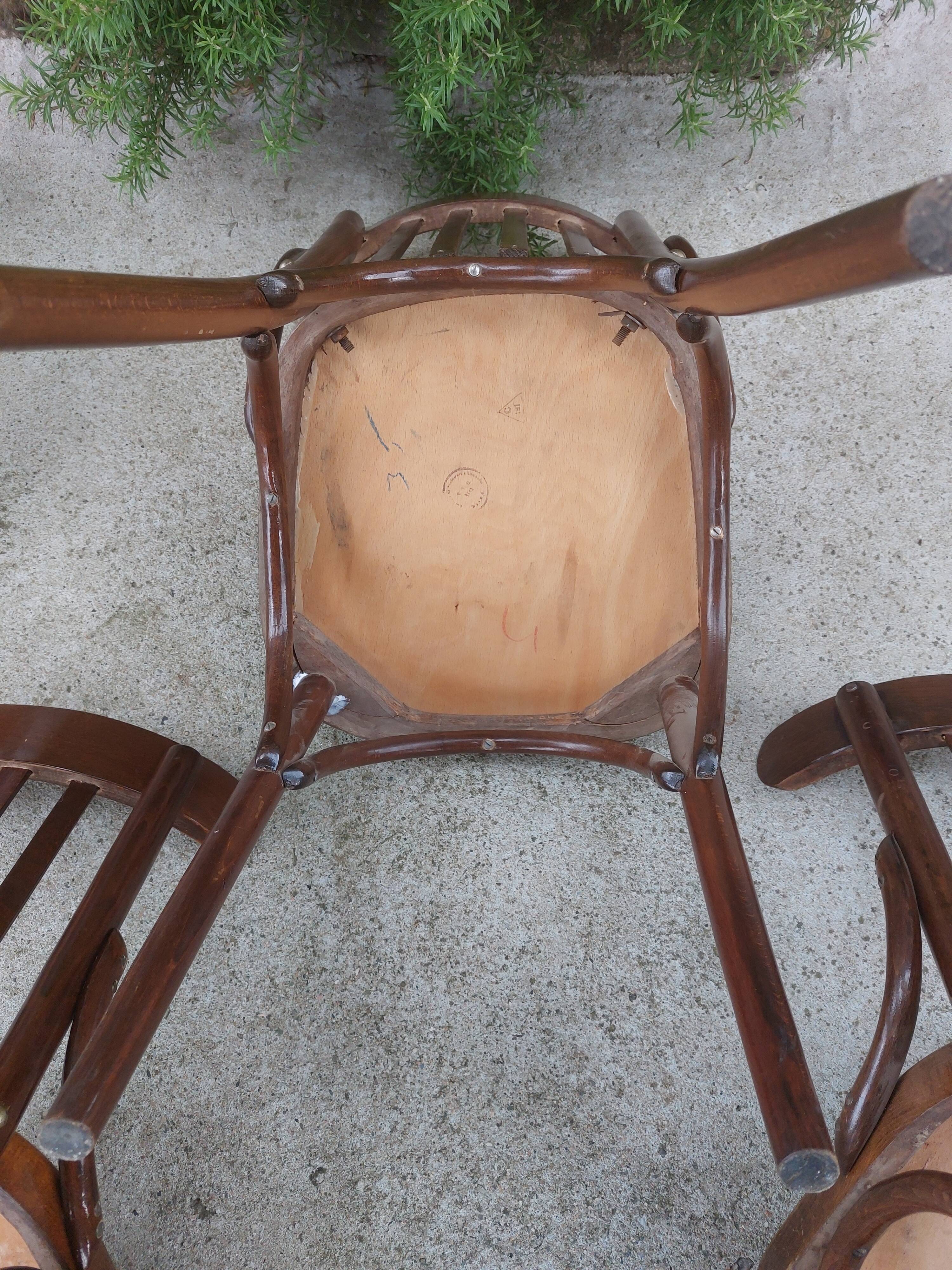 6 bistro chairs, pattern on the seat