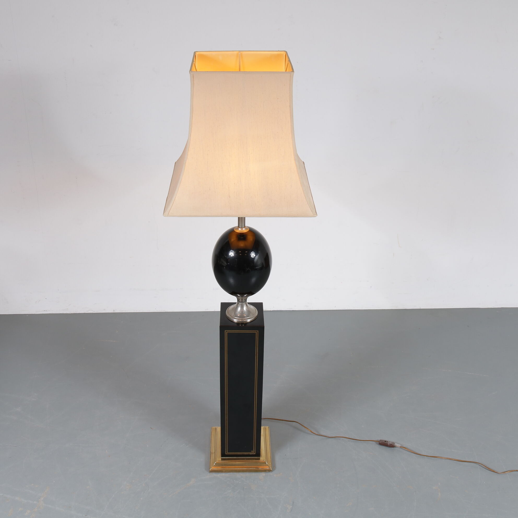 1970s Floor lamp, manufactured by maison Barbier in France