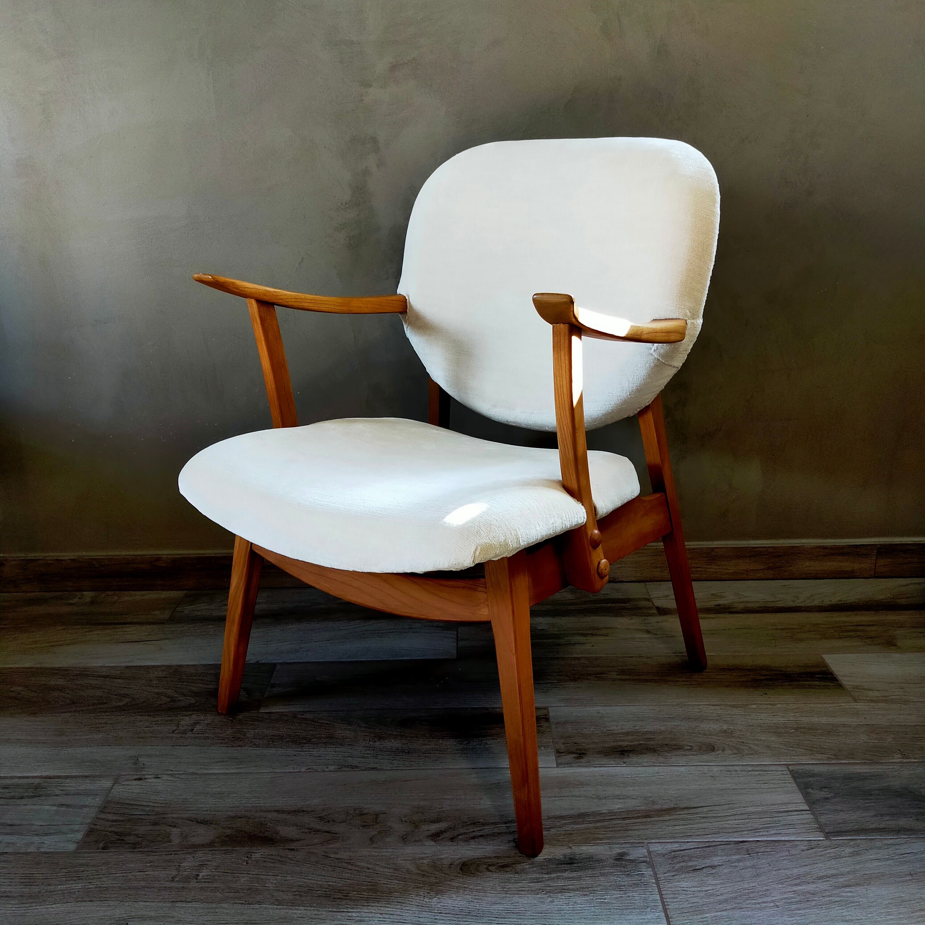 Scandinavian armchair 50s