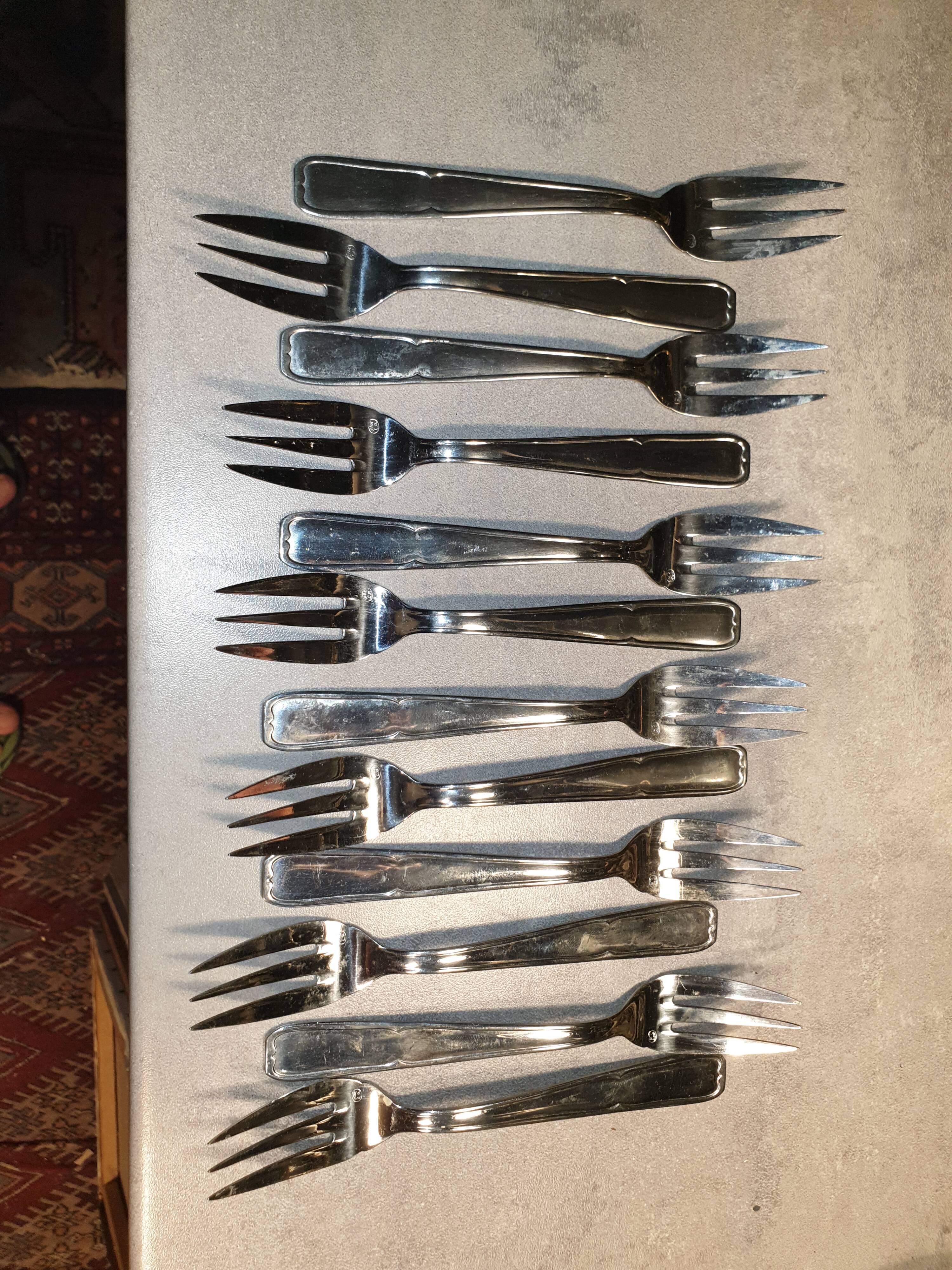 Fish service letang remy Paris