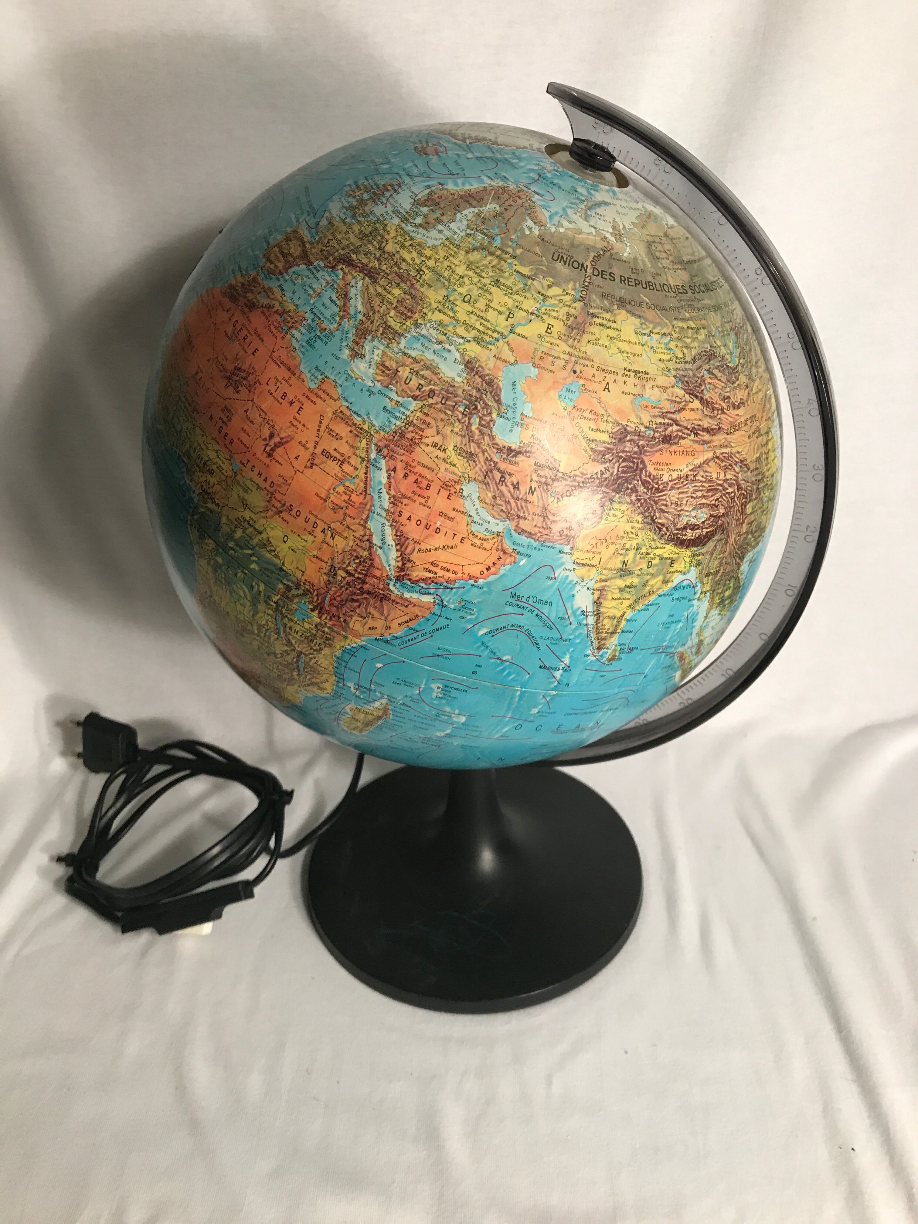 Globe Earth luminous globe scan type 5-z made in Denmark 1986