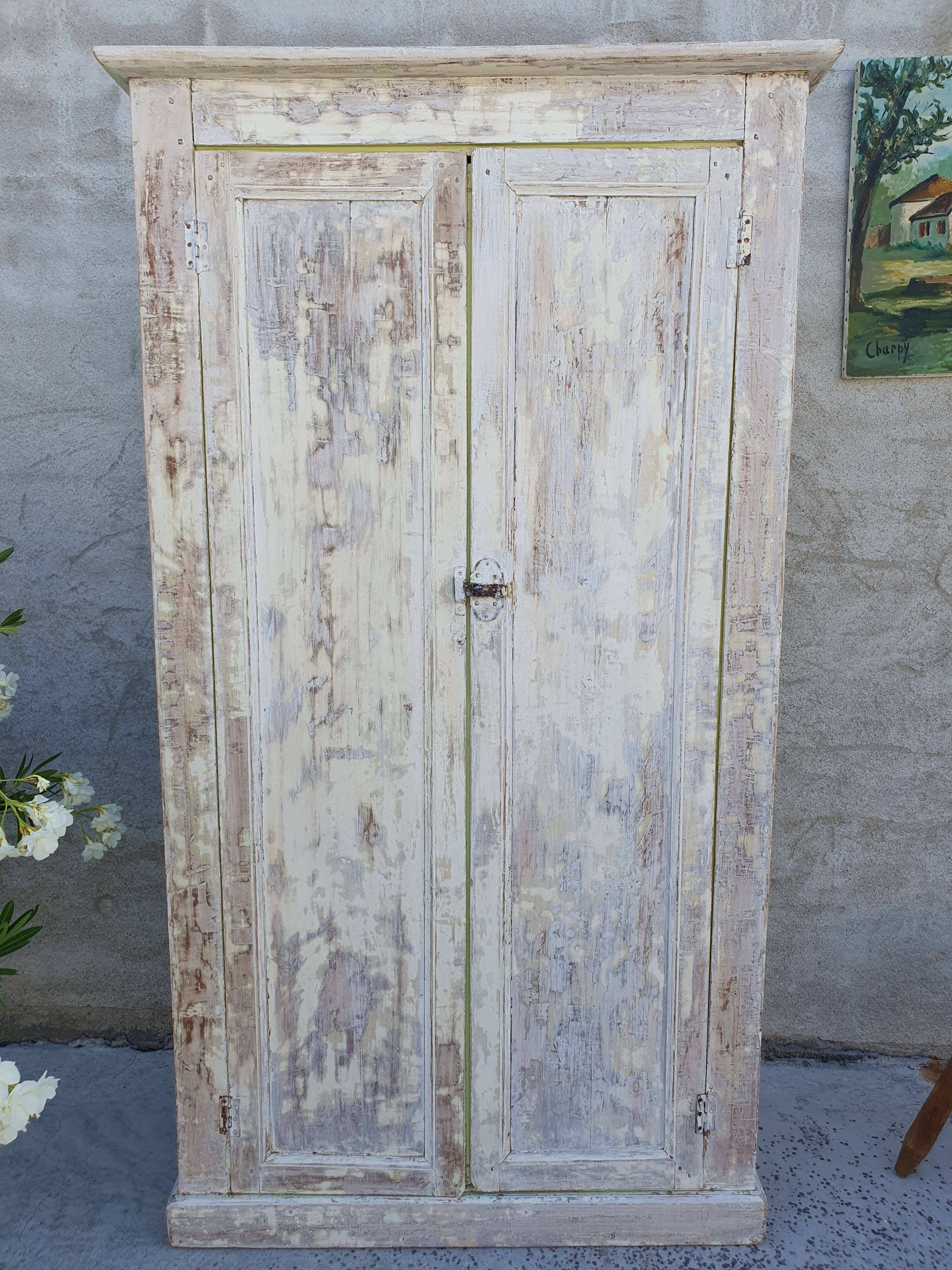 Armoire