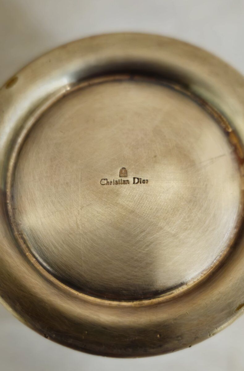 Timbale / gobelet Christian Dior en métal martelé, vintage, signé