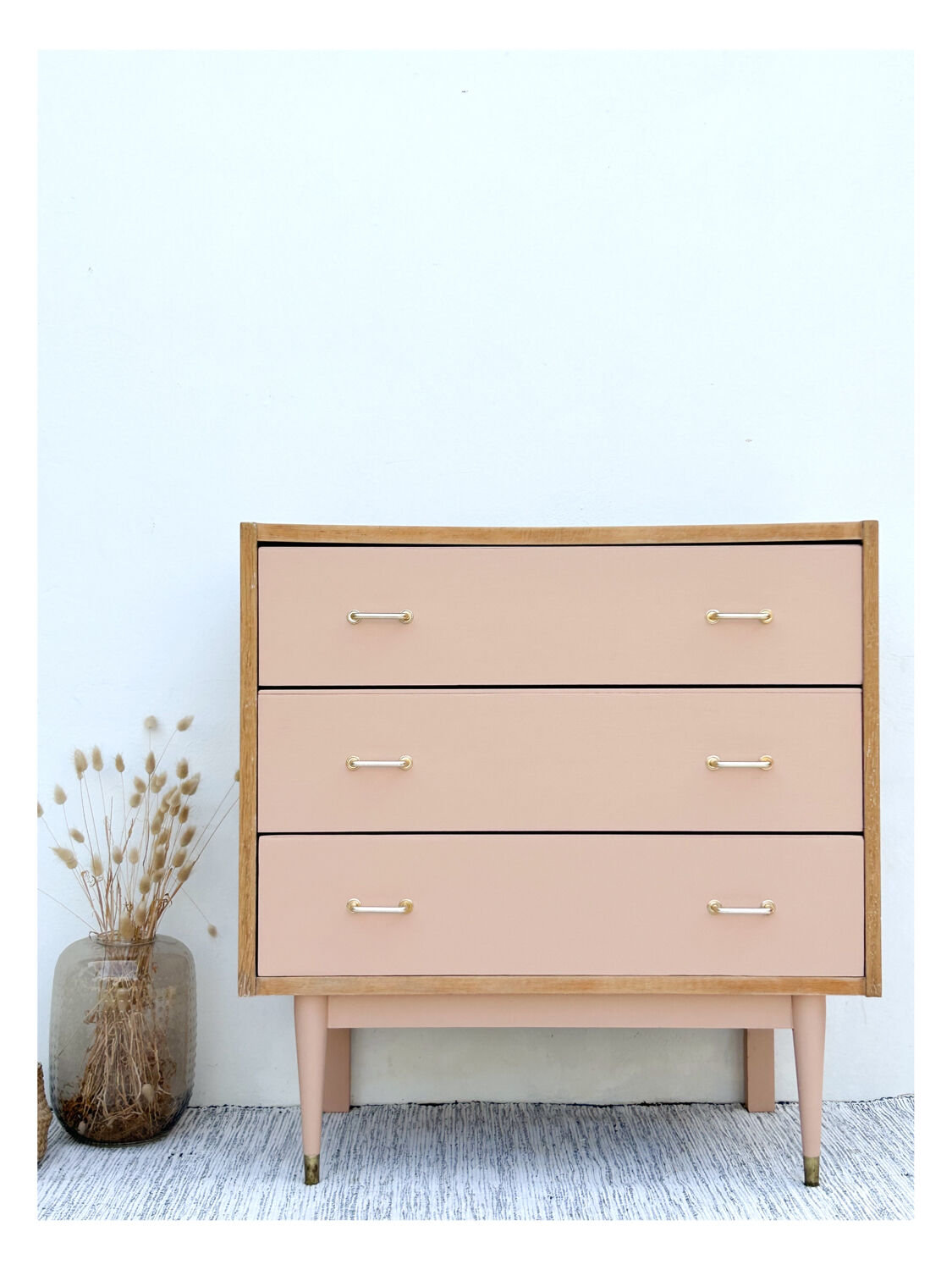 Vintage chest of drawers