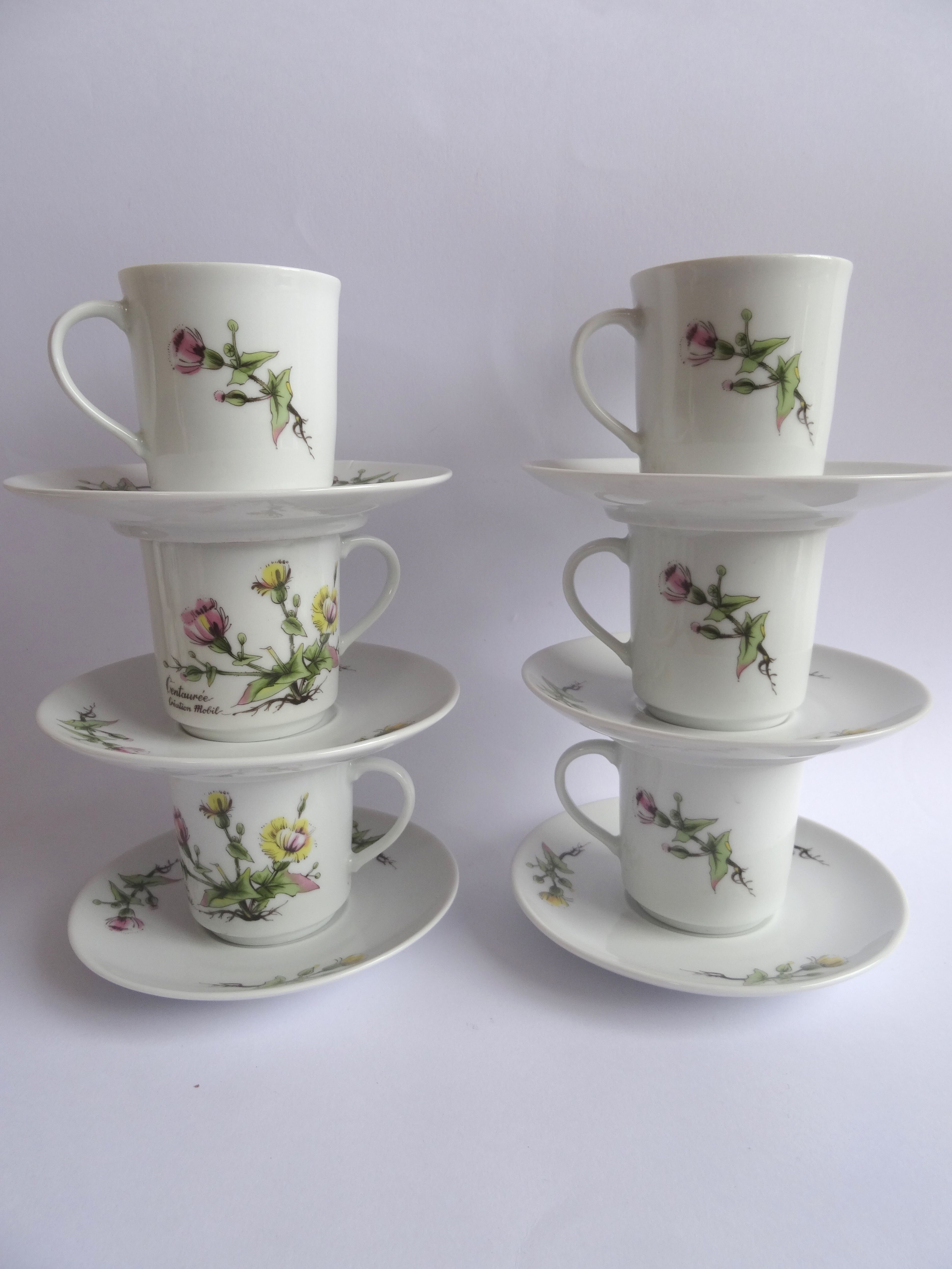 Mobil porcelain coffee cups