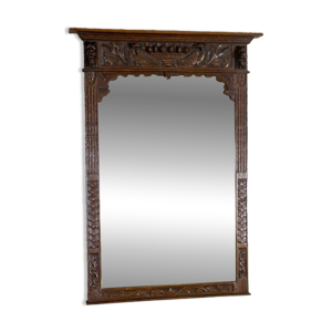 Miroir mural dans un